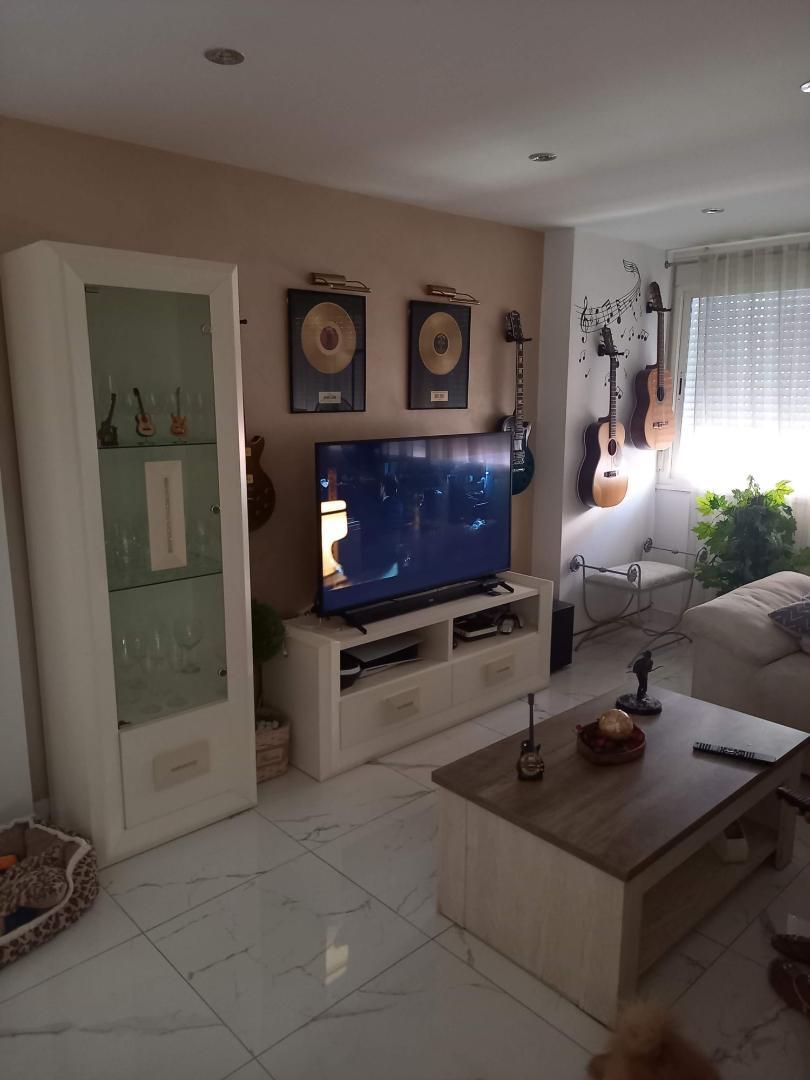 Flat to share in Calle Palmito, 1, San Bernabé