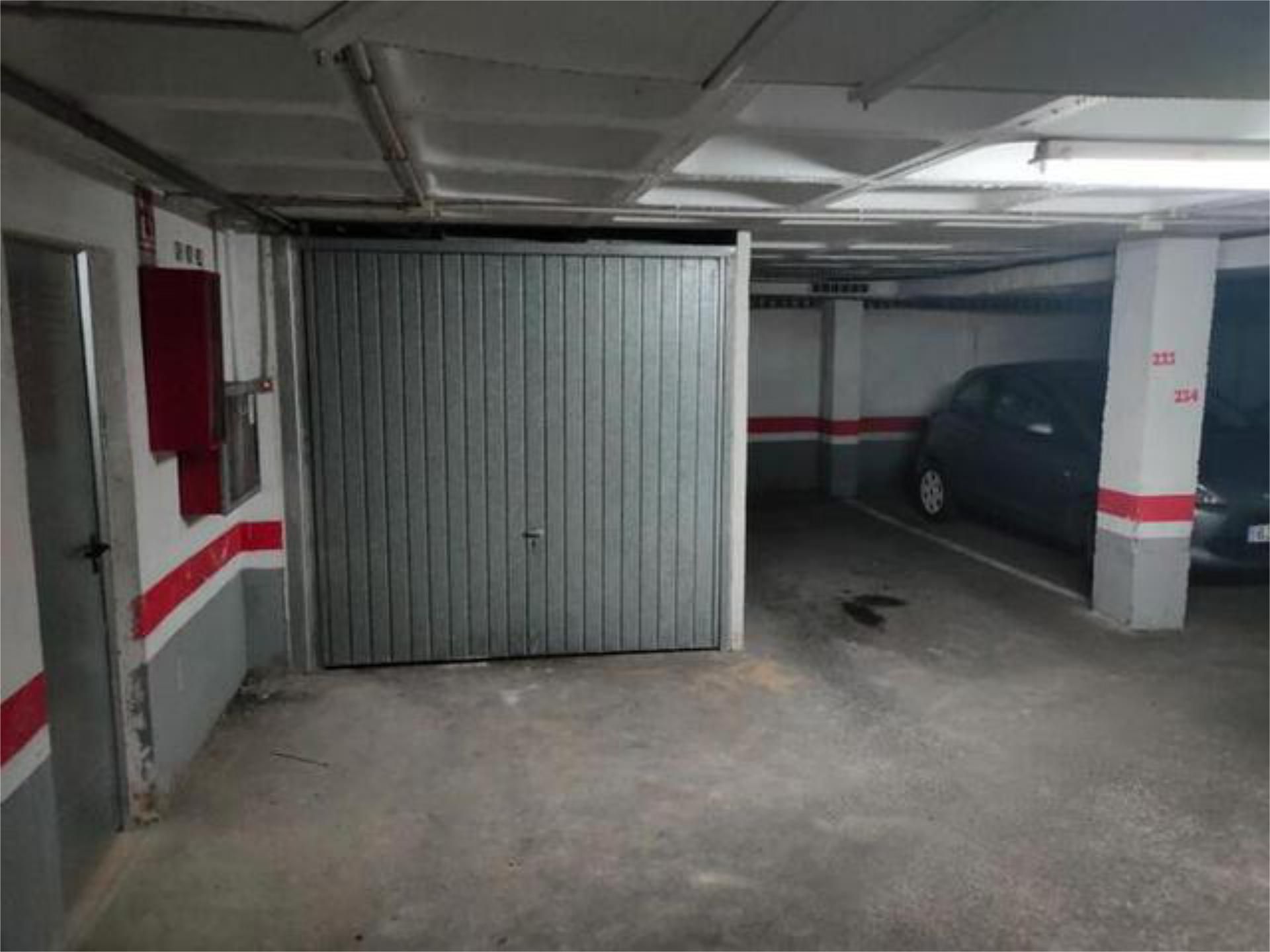 Parking of Box room to rent in Benidorm