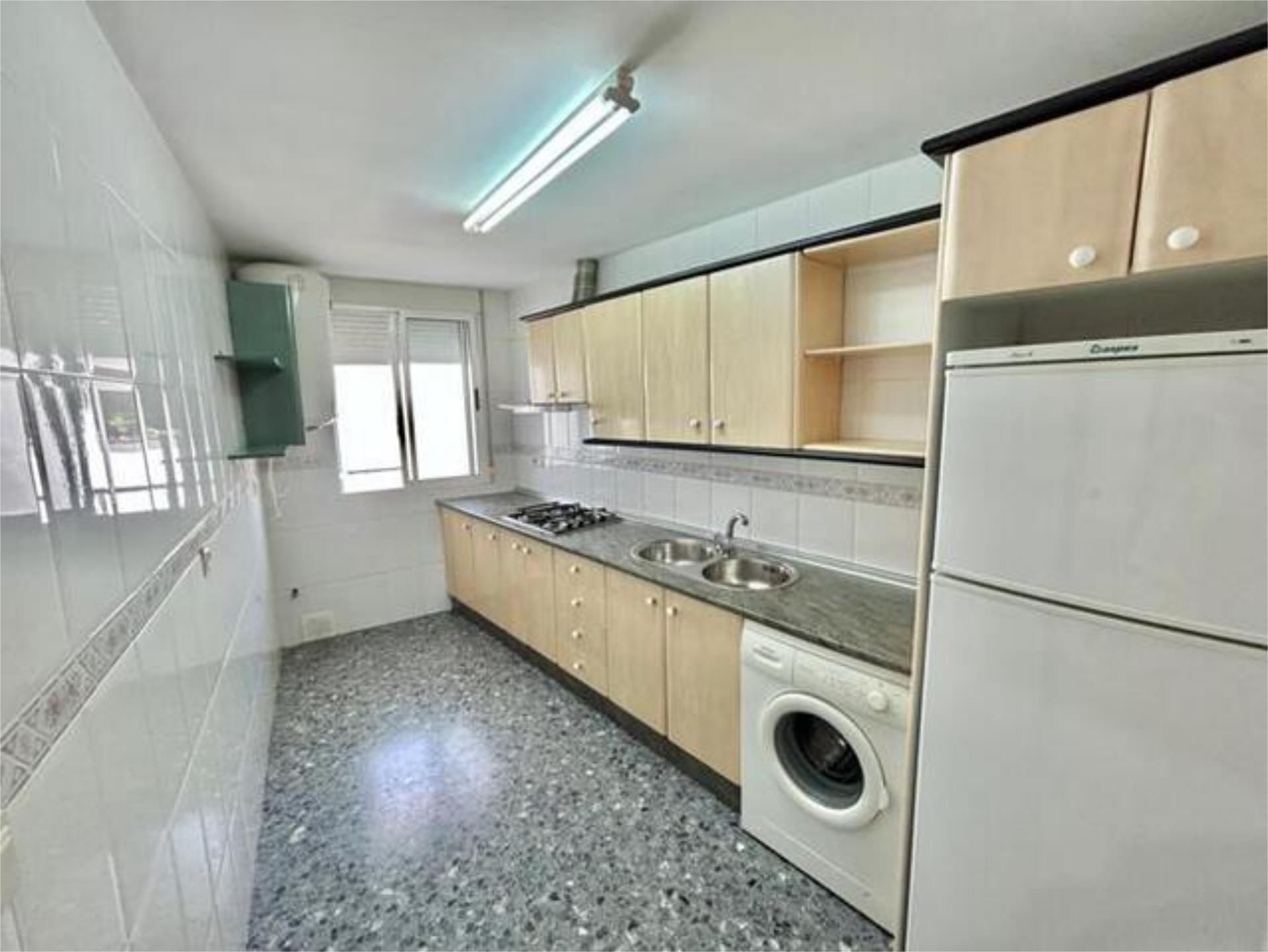 Flat to rent in Maracena Kitchen of Flat to rent in Maracena with Terrace