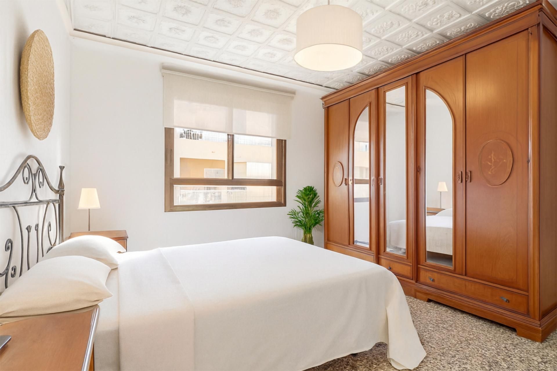 Dormitori de Estudi per a compartir en Sagunto / Sagunt amb Aire condicionat, Calefacció i Terrassa