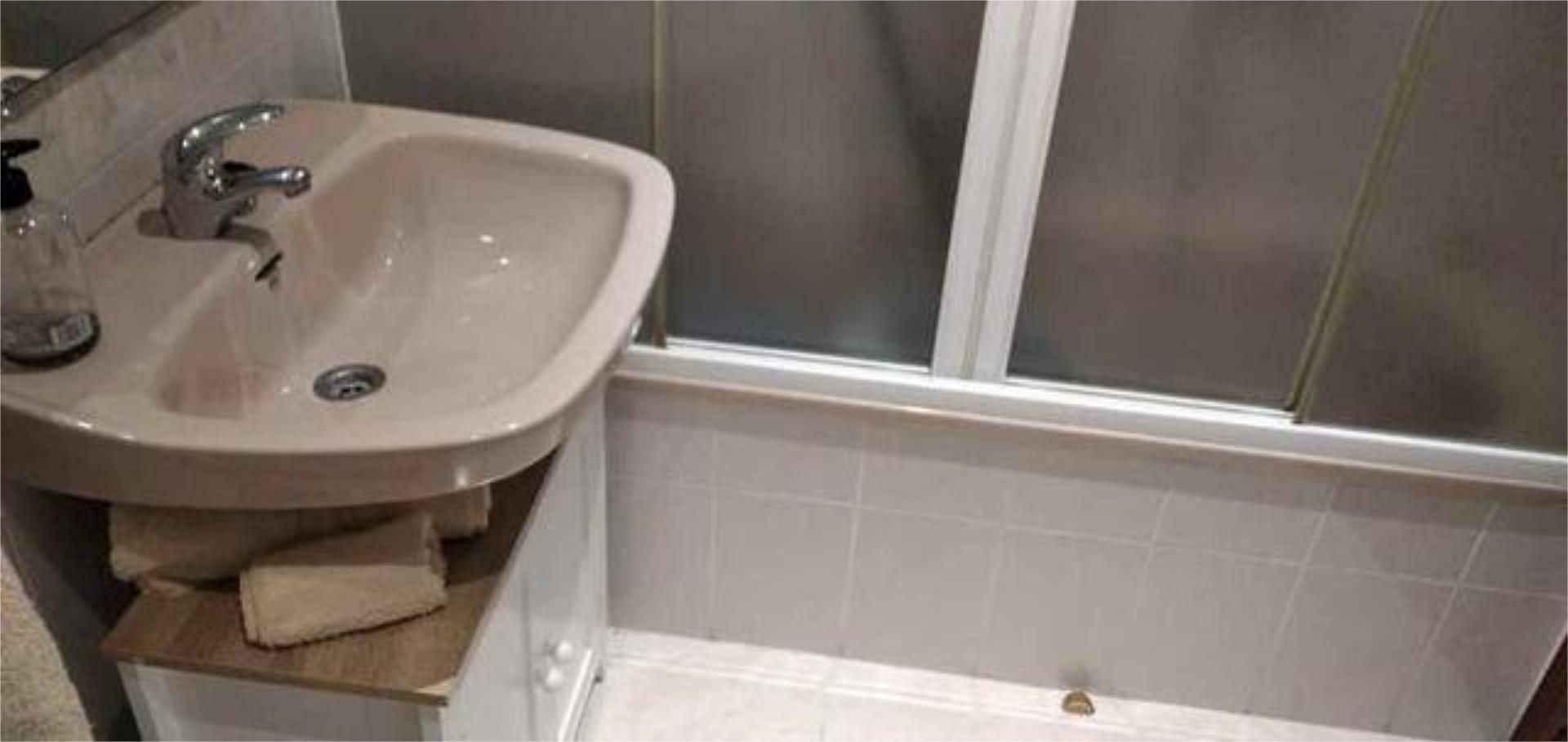 Apartment to rent in Reyes Católicos - Paseo San Antonio