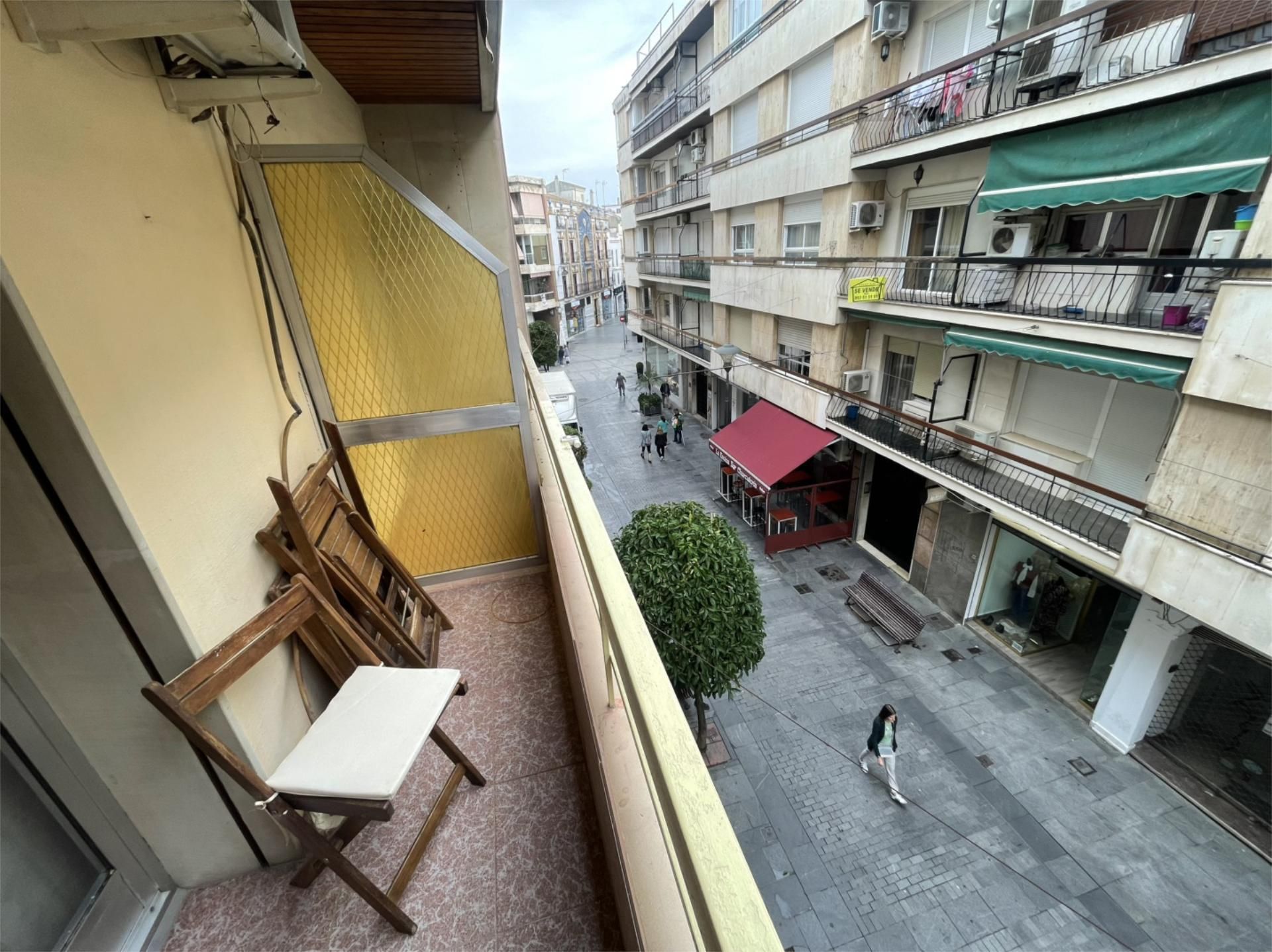 Exterior view of Flat to rent in Andújar  with Air Conditioner, Parquet flooring and Storage room