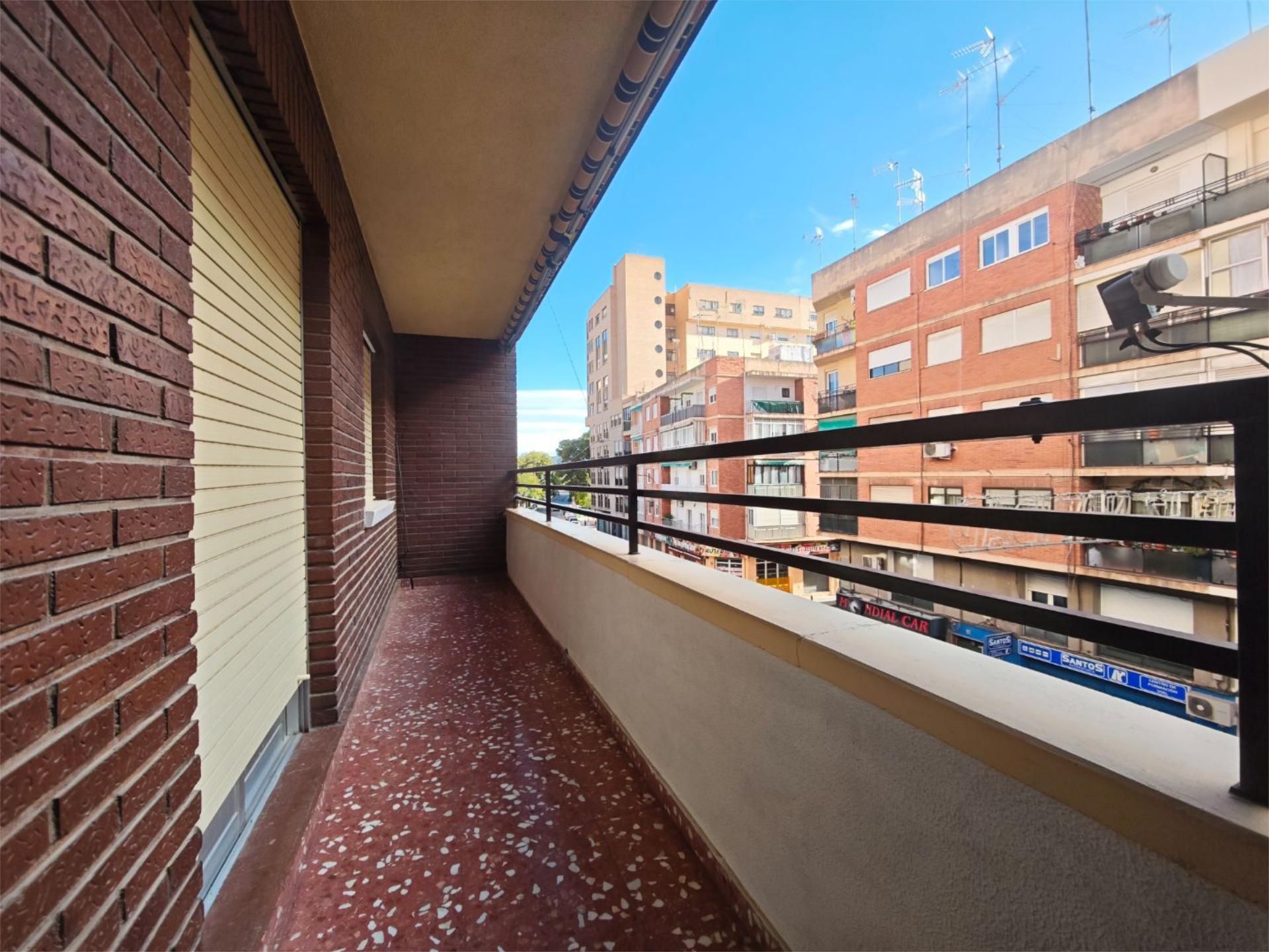 Exterior view of Flat for sale in Elda  with Air Conditioner and Balcony
