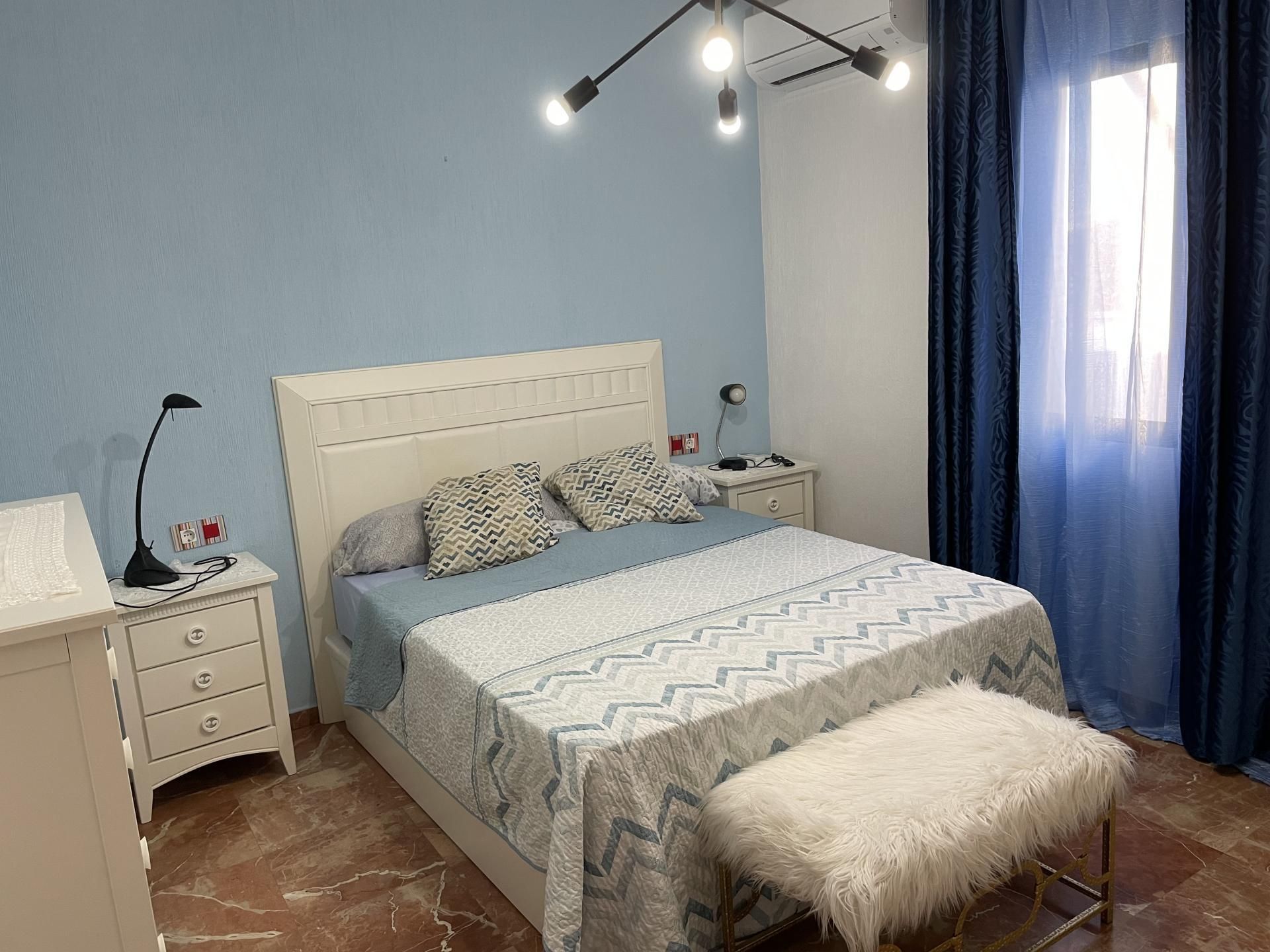 Oficina en venda a Calle Real de Arriba, 65, Valverde del Camino Dormitori de Oficina en venda en Valverde del Camino