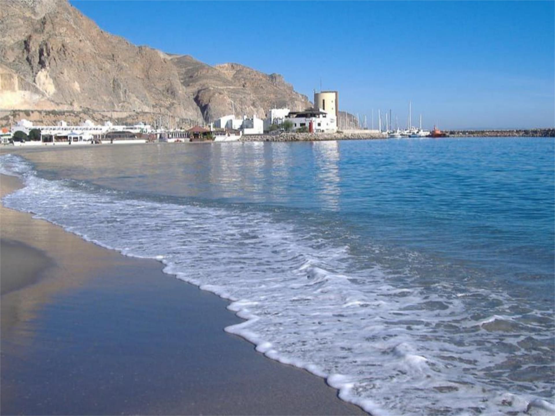 Flat for sale in Avenida de Carlos III, 400, El Puerto Exterior view of Flat for sale in Roquetas de Mar with Air Conditioner and Terrace