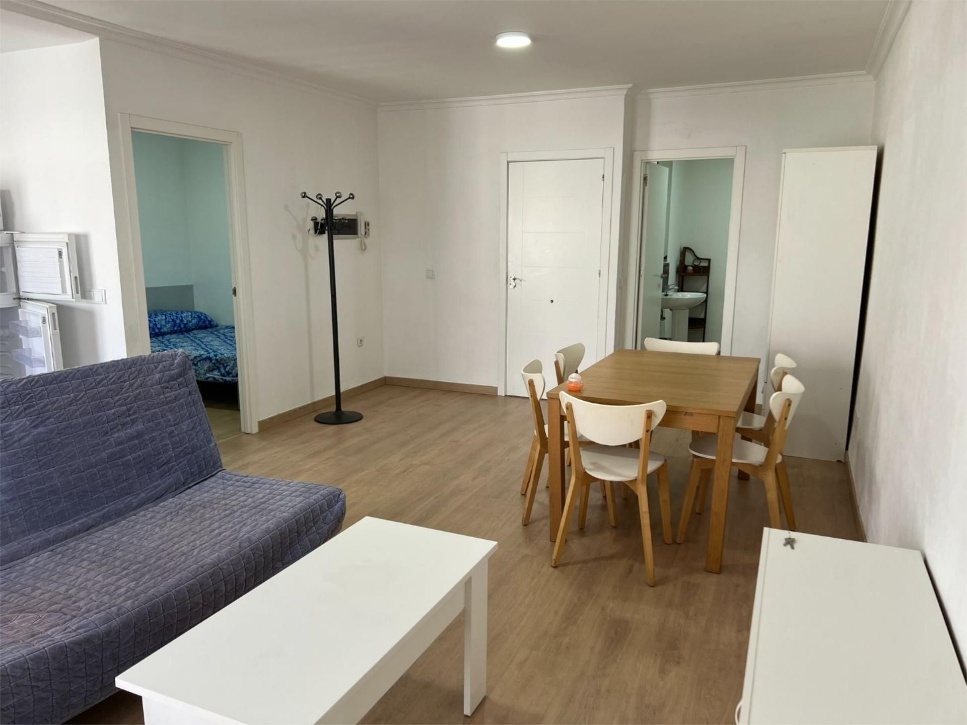 Sala d'estar de Apartament de lloguer en Herencia amb Aire condicionat, Calefacció i Parquet