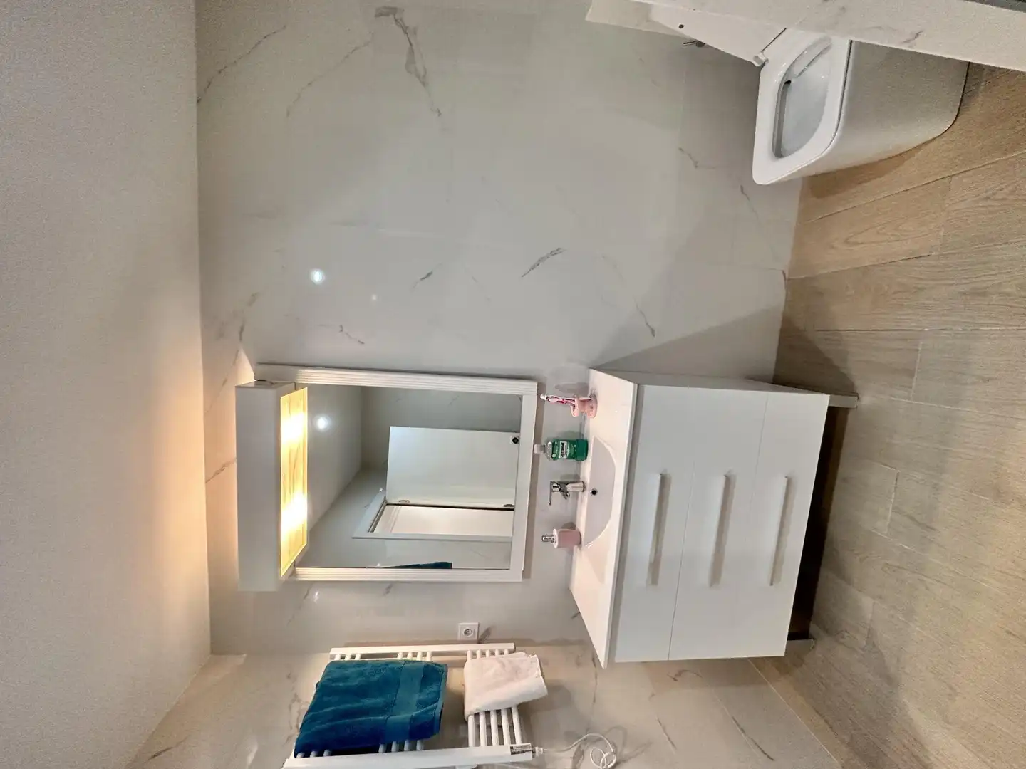 Habitació a Calle Francisco Carratalá Cernuda, 26, Campoamor Bany de Apartament per a compartir en Alicante / Alacant amb Moblat