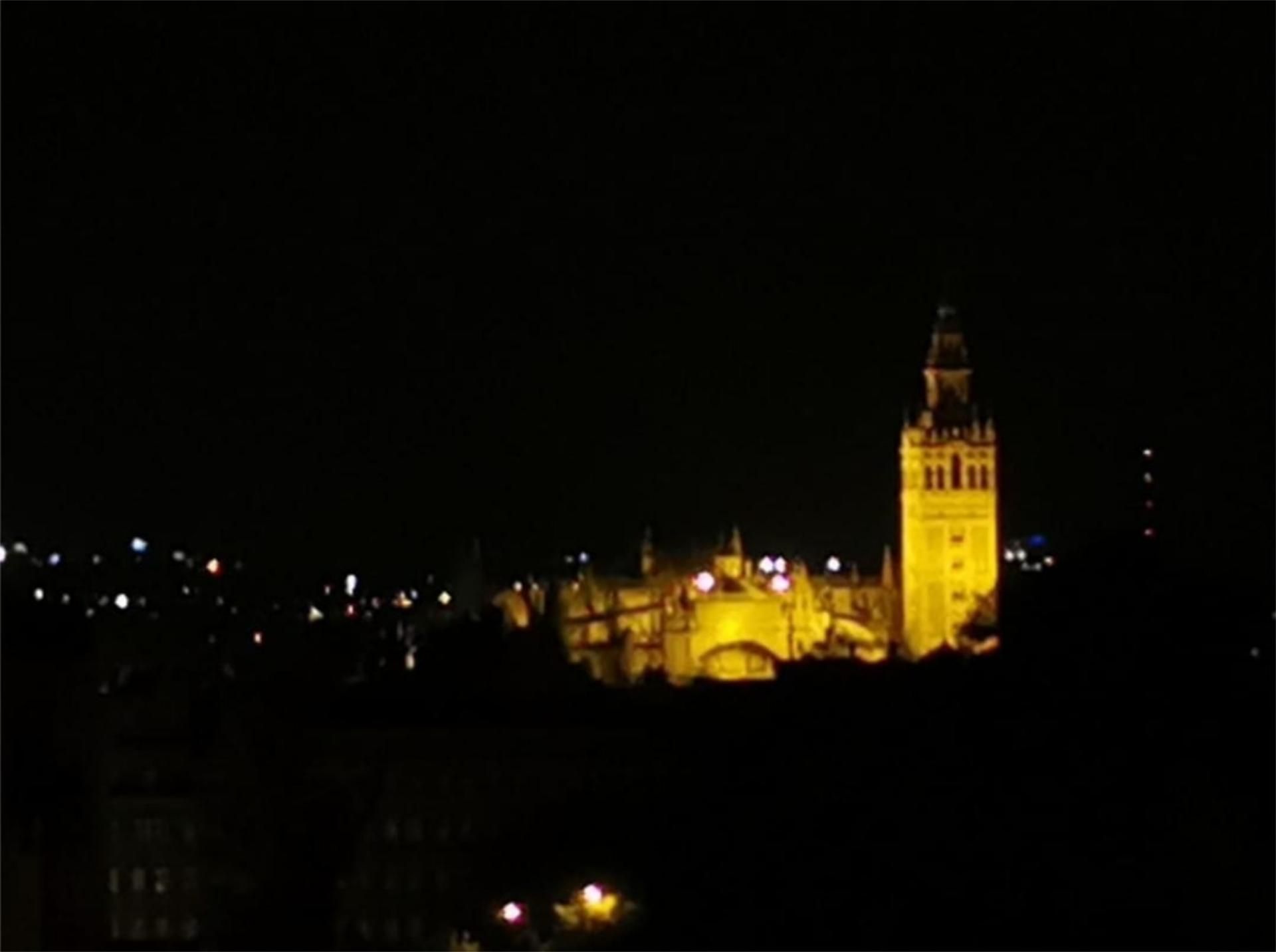 Pis en venda a Avenida de la Buhaira, 10, La Calzada - La Florida Vista exterior de Pis en venda en Sevilla Capital amb Aire condicionat i Terrassa