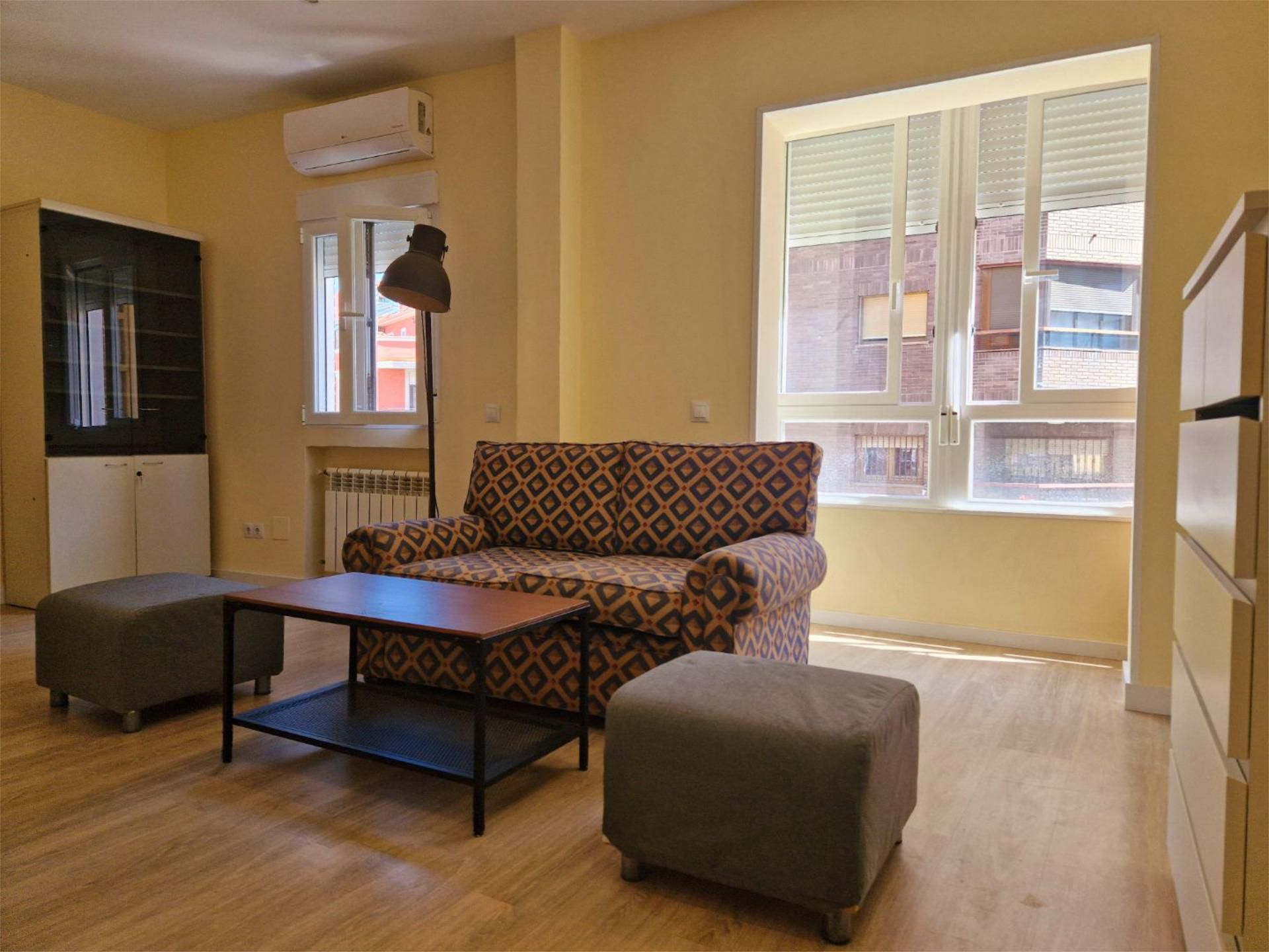Living room of Flat to rent in  Madrid Capital
