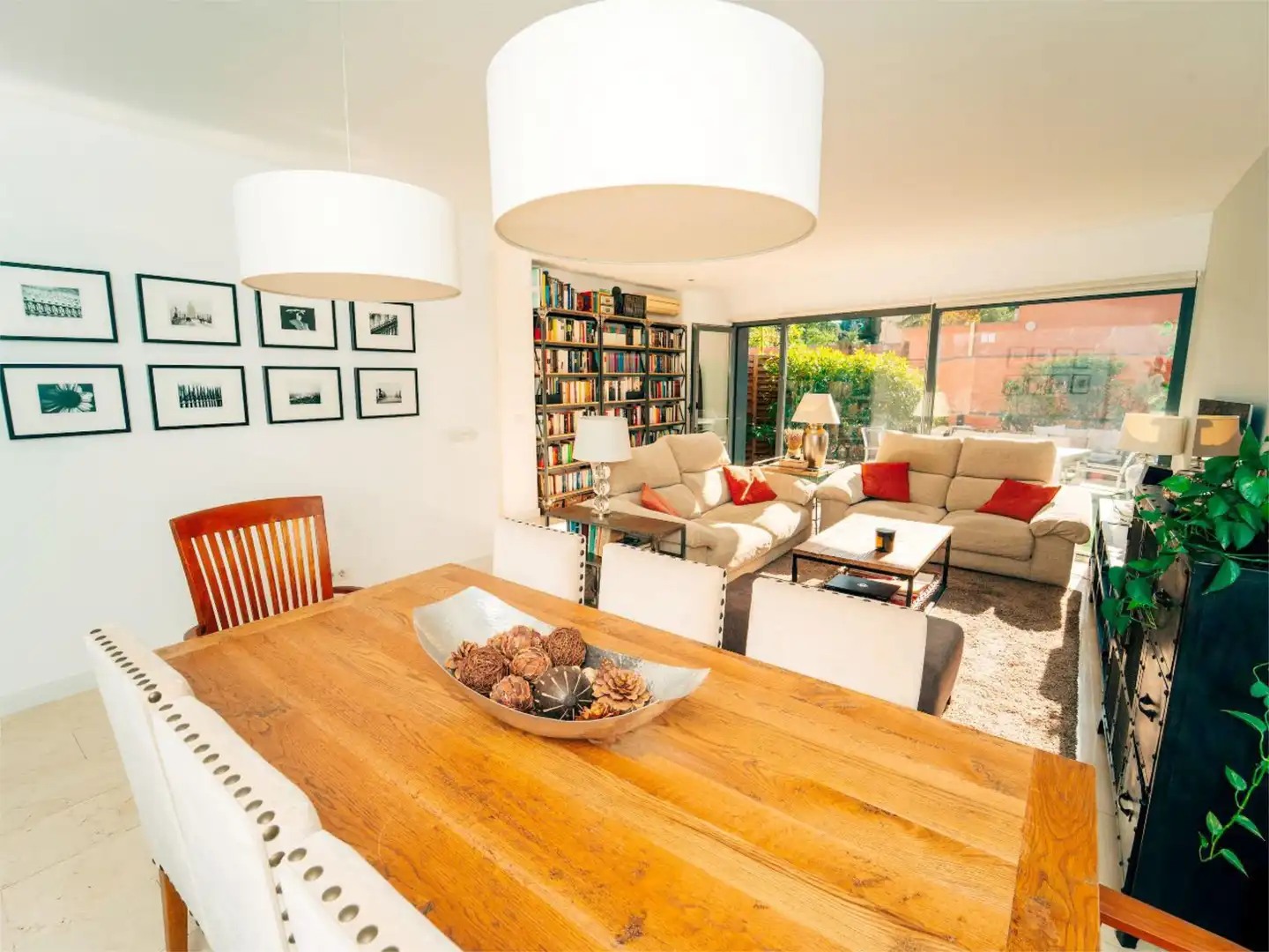 Piso en venta en Colonia Comedor de Piso en venta en Torrelodones con Aire acondicionado, Terraza y Piscina