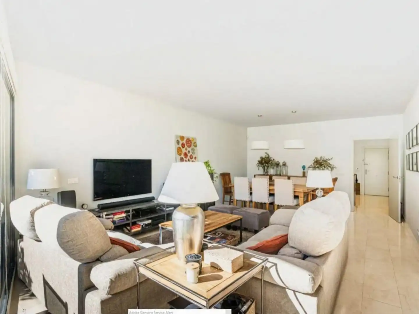 Piso en venta en Colonia Sala de estar de Piso en venta en Torrelodones con Aire acondicionado, Terraza y Piscina