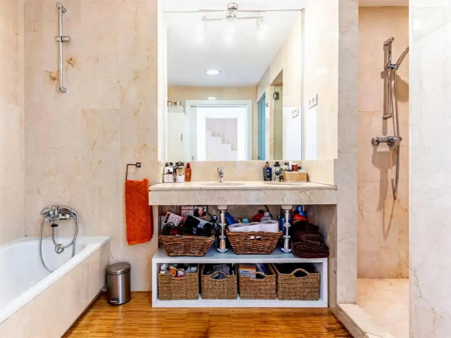 Piso en venta en Colonia Baño de Piso en venta en Torrelodones con Aire acondicionado, Terraza y Piscina