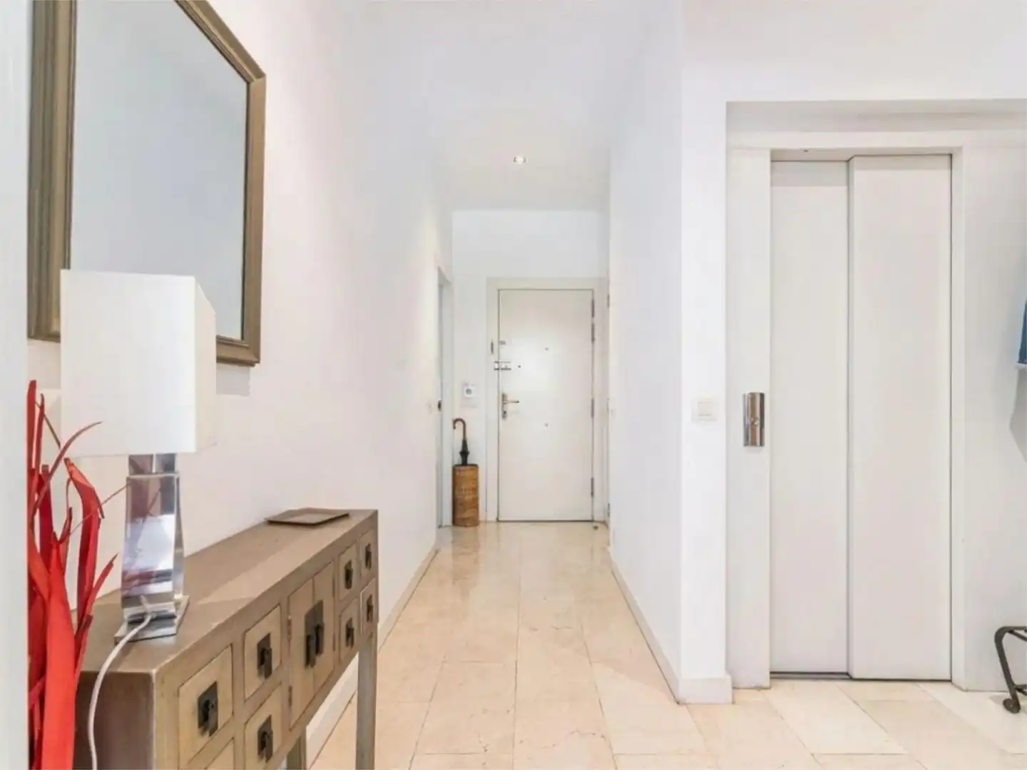 Piso en venta en Colonia Piso en venta en Torrelodones con Aire acondicionado, Terraza y Piscina