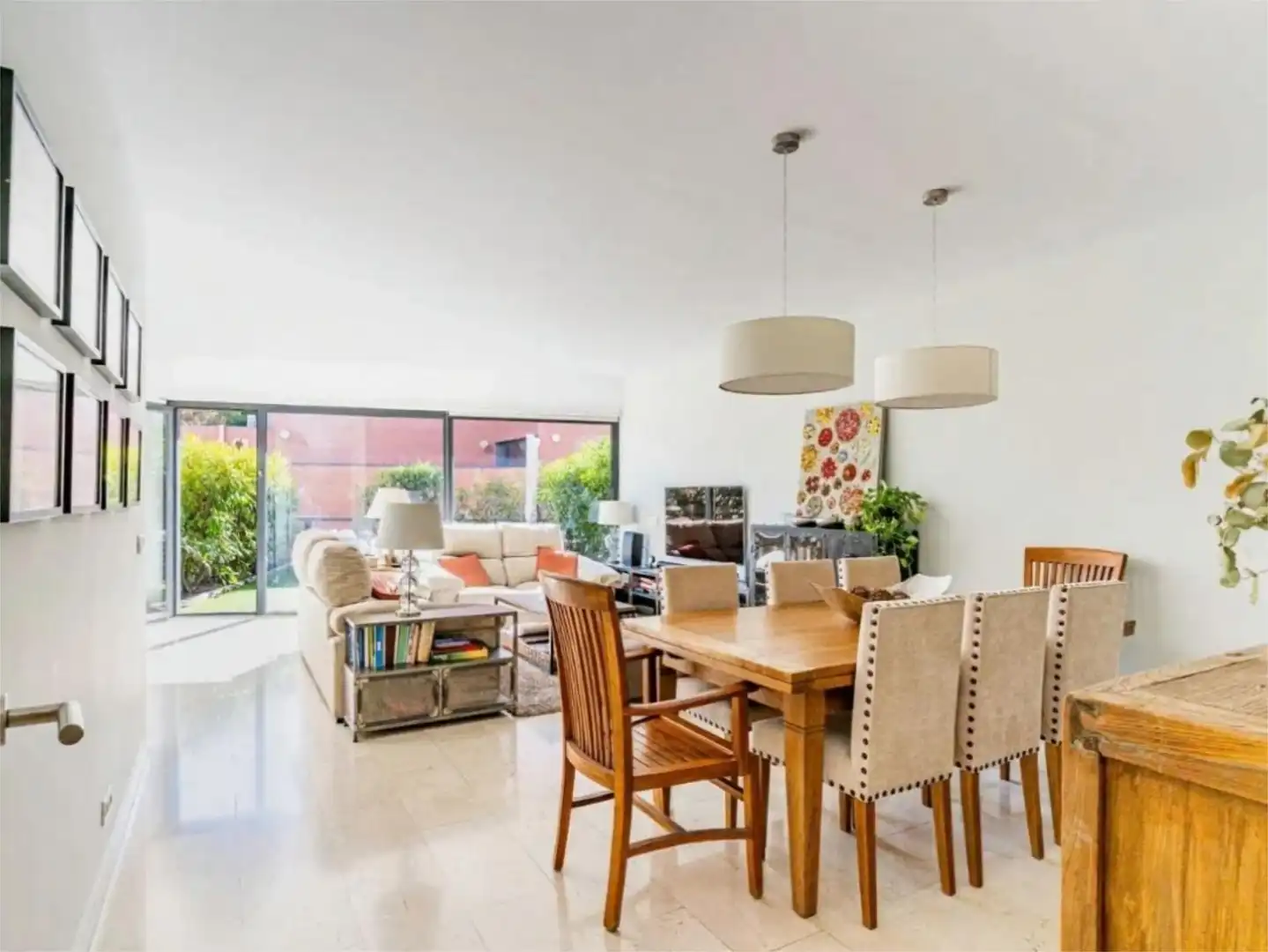 Piso en venta en Colonia Comedor de Piso en venta en Torrelodones con Aire acondicionado, Terraza y Piscina