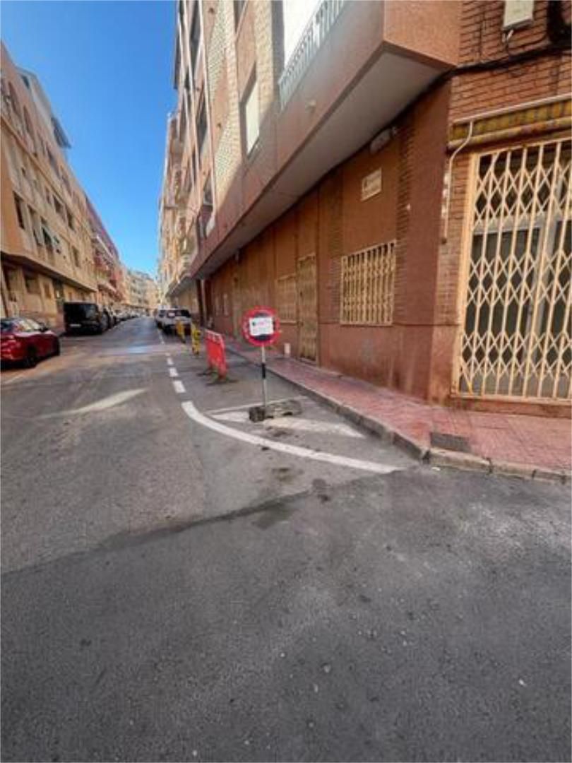 Casa o xalet en venda a Centro - Muelle Pesquero Vista exterior de Casa o xalet en venda en Torrevieja