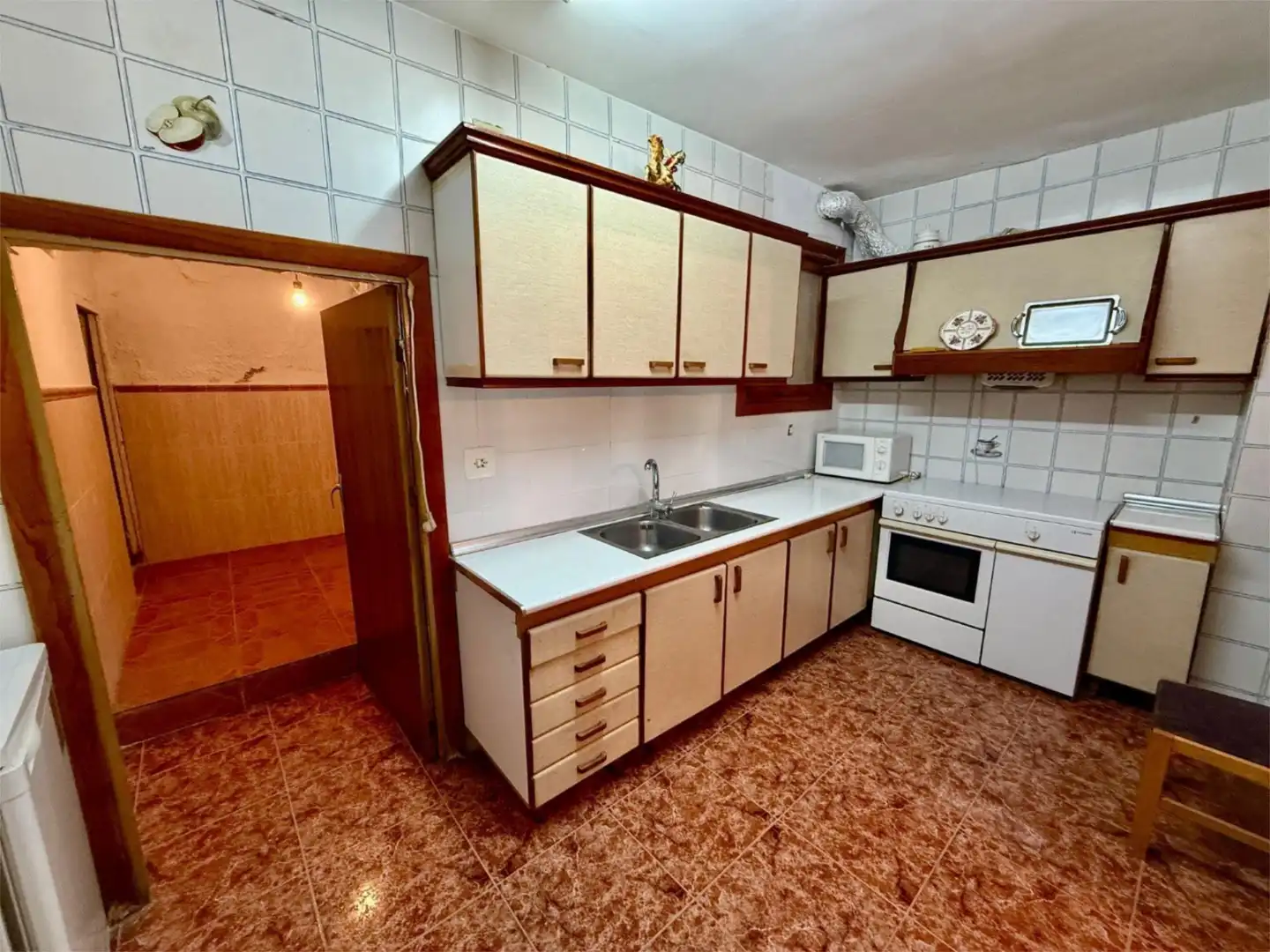 Küche von Einfamilien-Reihenhaus zum Verkauf in Abla mit Terrasse, Möbliert und Ofen