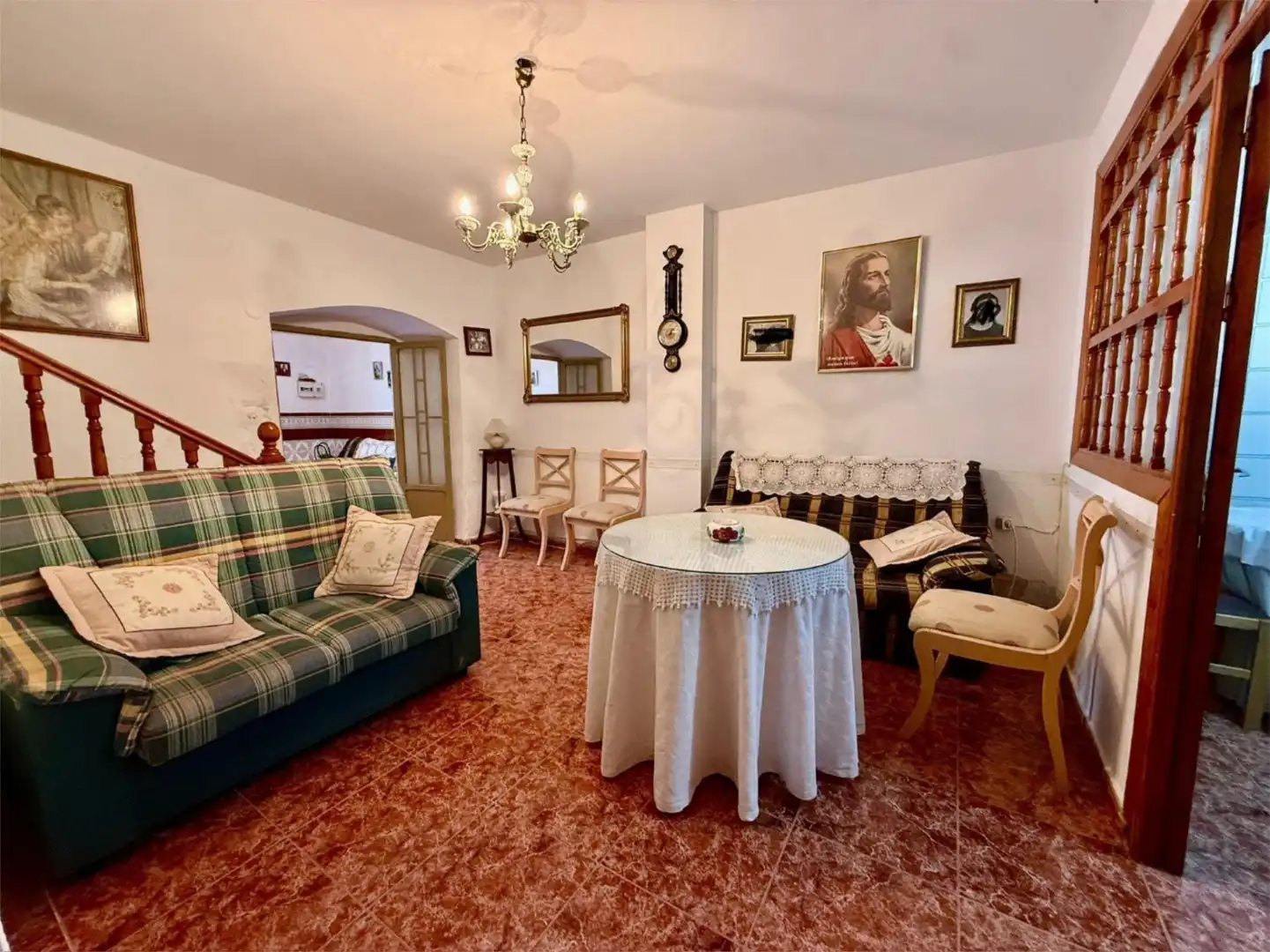 Wohnzimmer von Einfamilien-Reihenhaus zum Verkauf in Abla mit Terrasse, Möbliert und Ofen