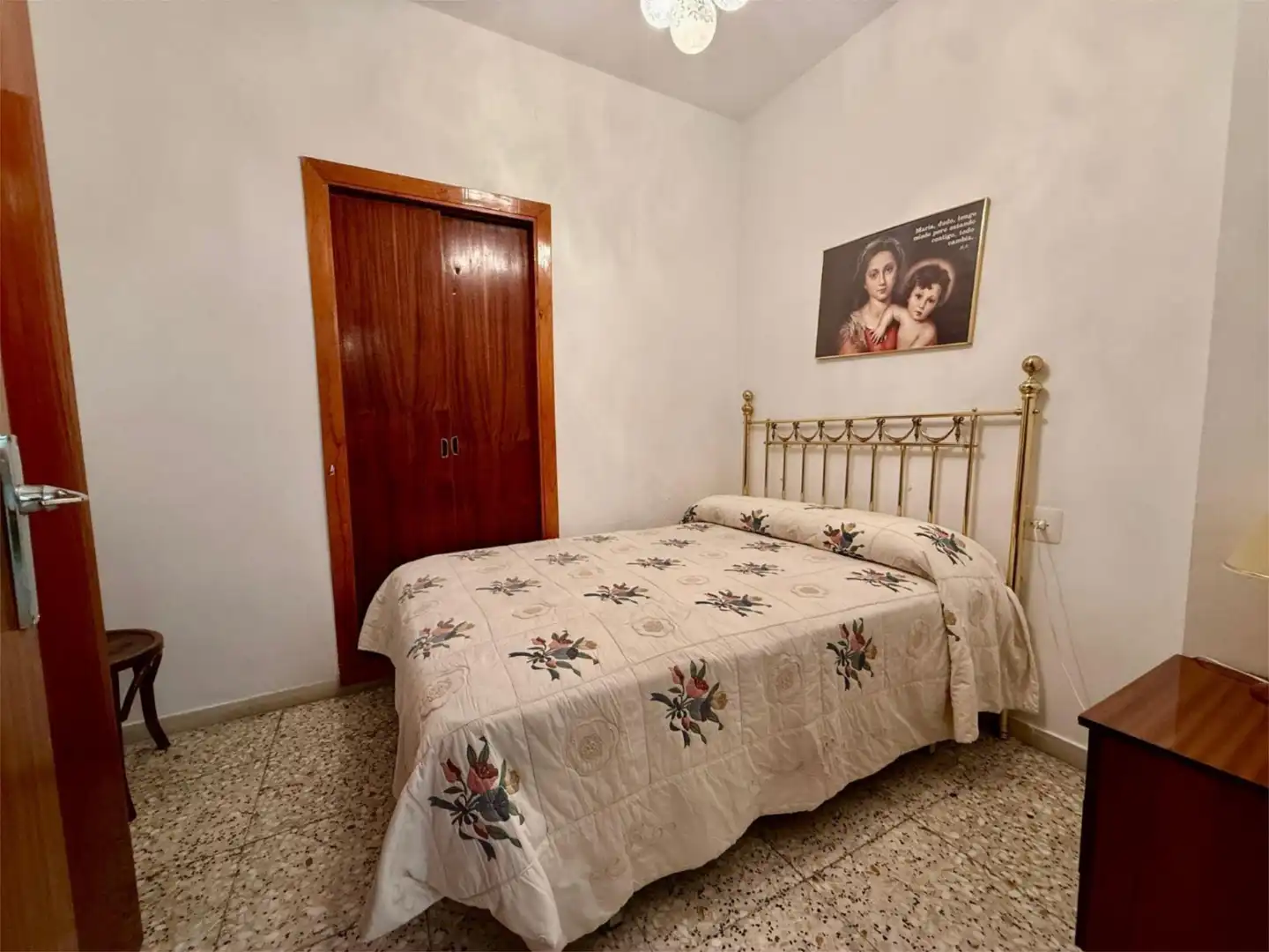 Schlafzimmer von Einfamilien-Reihenhaus zum Verkauf in Abla mit Terrasse, Möbliert und Ofen