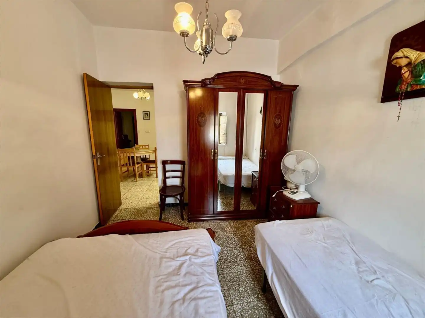 Schlafzimmer von Einfamilien-Reihenhaus zum Verkauf in Abla mit Terrasse, Möbliert und Ofen