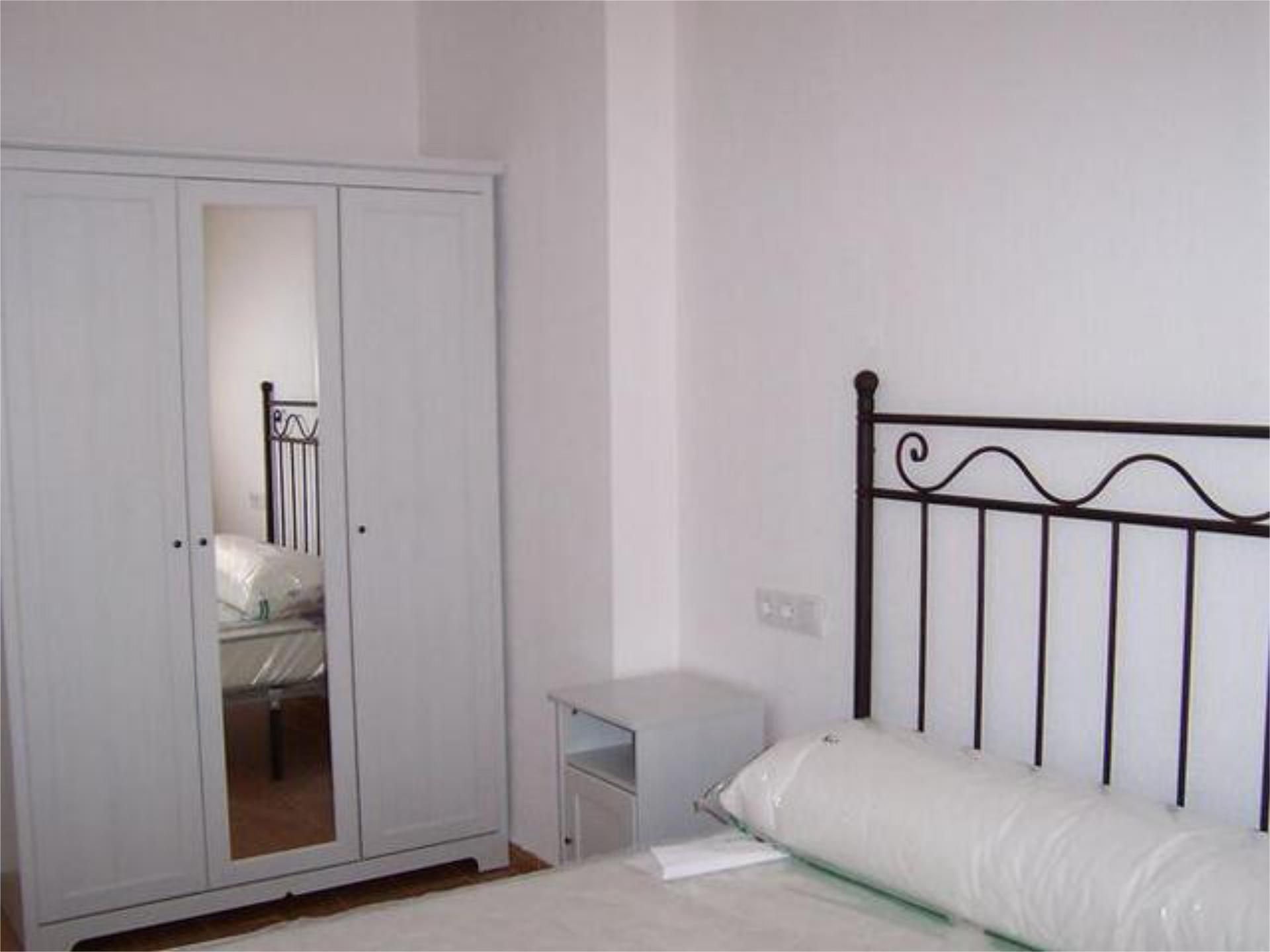 Dormitori de Apartament de lloguer en  Sevilla Capital