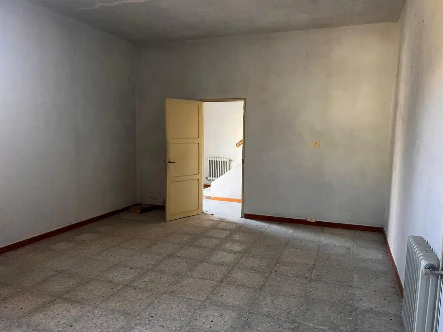 Casa adosada en venta en Agolada con Calefacción, Jardín privado y Trastero