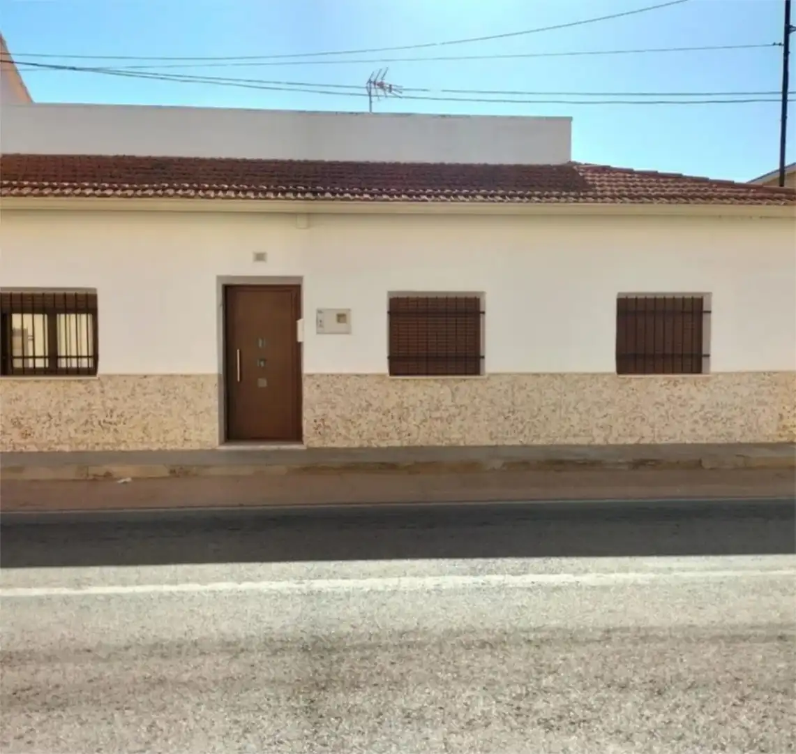 Casa o chalet en venta en CUV-8307, 32, Casas de Benítez Vista exterior de Casa o chalet en venta en Casas de Benítez con Jardín privado, Trastero y Amueblado