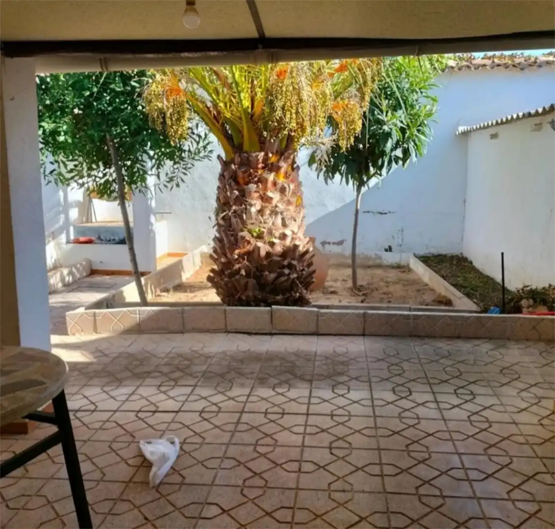 Casa o chalet en venta en CUV-8307, 32, Casas de Benítez Jardín de Casa o chalet en venta en Casas de Benítez con Jardín privado, Trastero y Amueblado