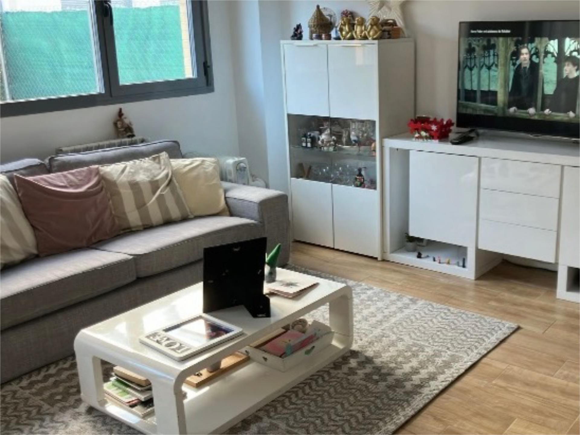 Single-family semi-detached to rent in Calle Valdeciprian, 1, Daganzo de Arriba