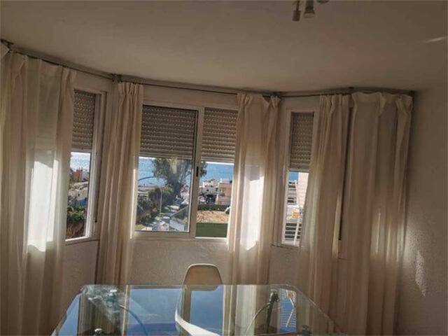 Piso en Alquiler en El Palo