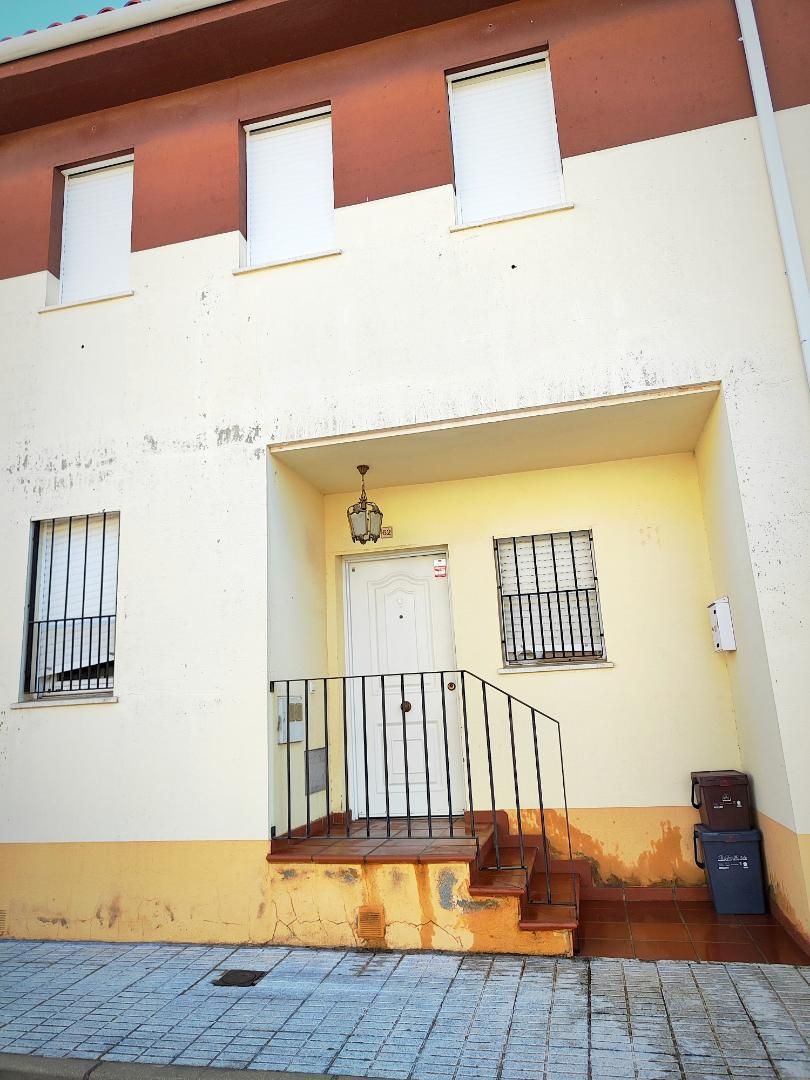 Exterior view of House or chalet for sale in Casar de Cáceres