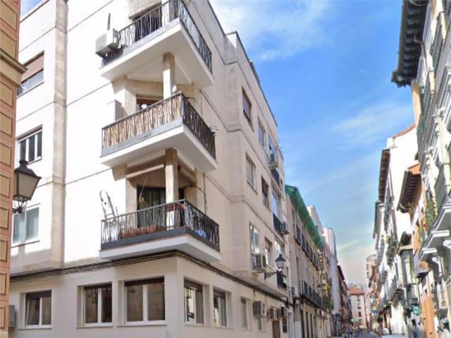 Piso en Alquiler en Calle de la Palma, 59 en Universidad - Malasaña