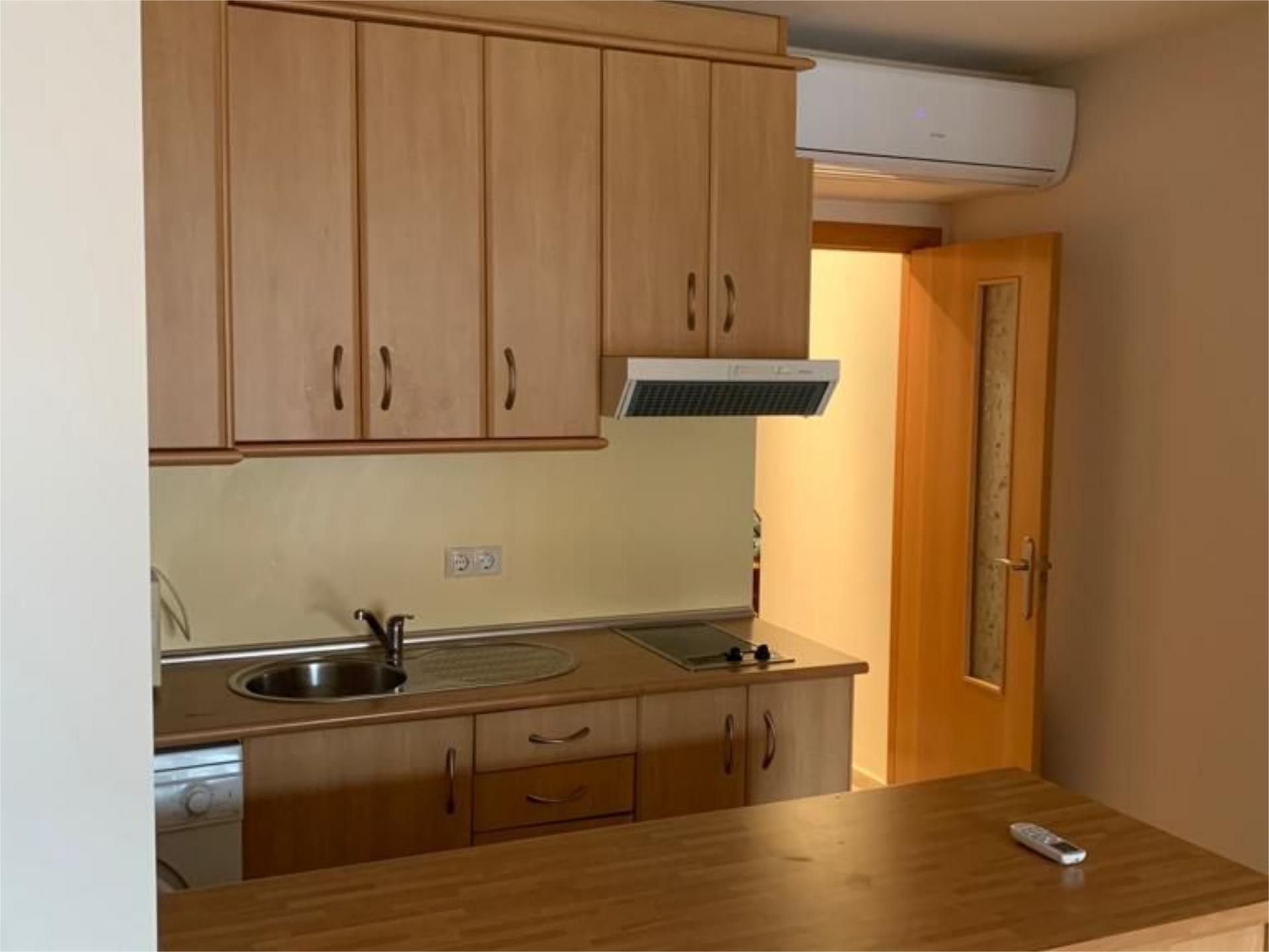 Cocina de Piso de alquiler en Ciudad Real Capital con Aire acondicionado y Amueblado