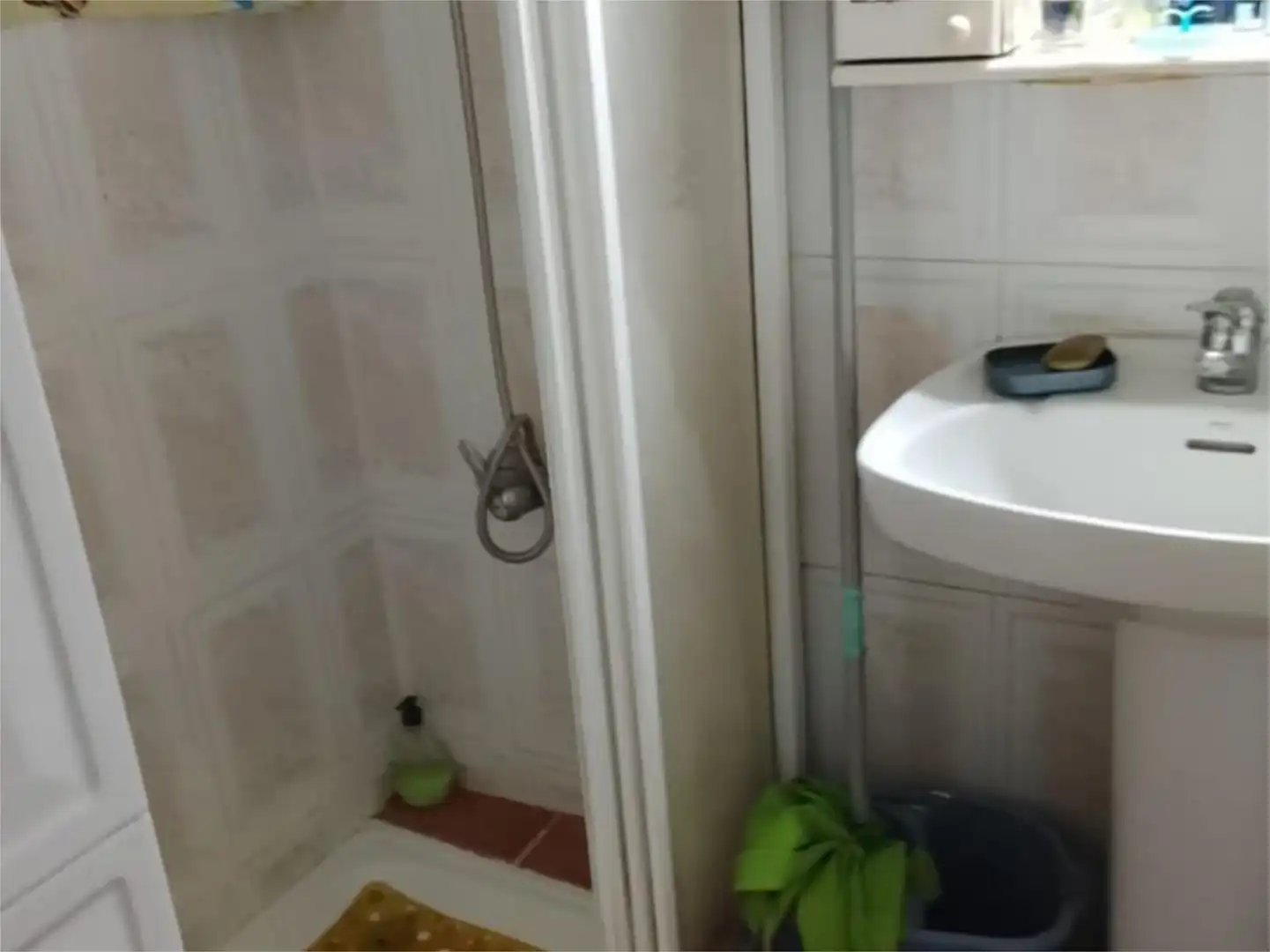 Bany de Casa adosada en venda en Sierro amb Aire condicionat, Terrassa i Traster