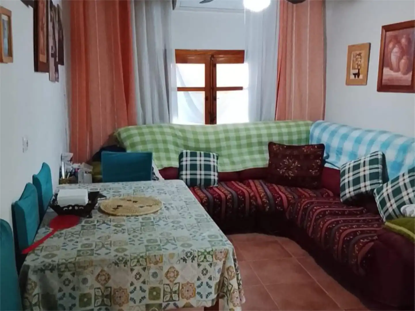 Sala d'estar de Casa adosada en venda en Sierro amb Aire condicionat, Terrassa i Traster