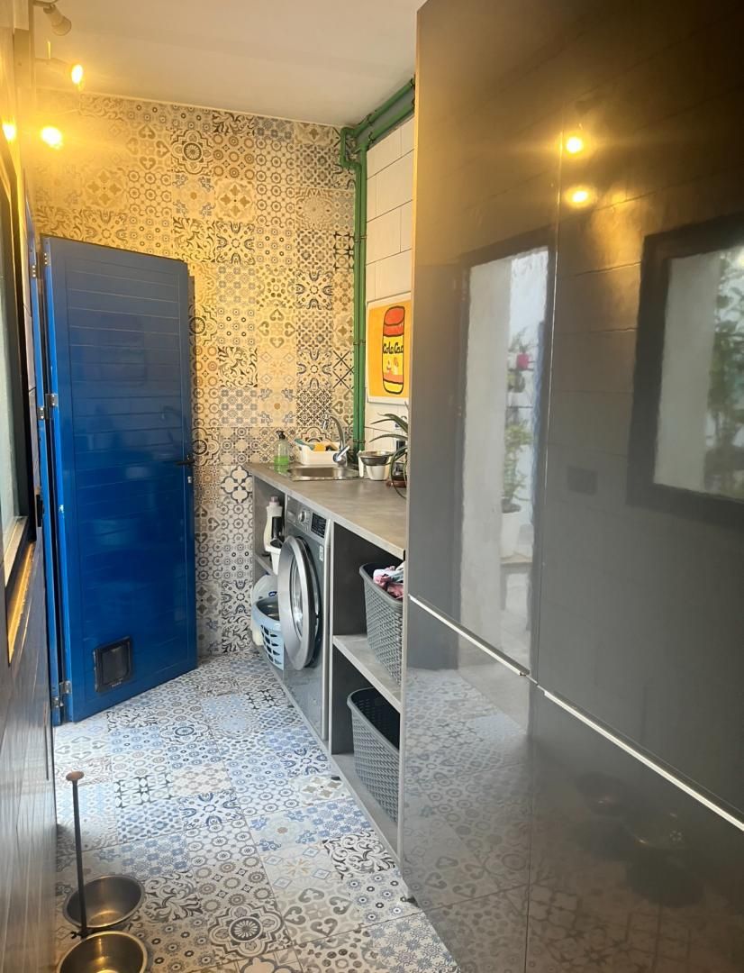 Cuina de Casa adosada en venda en  Almería Capital amb Aire condicionat, Calefacció i Piscina