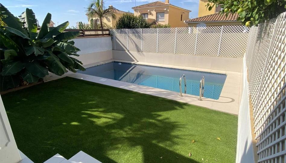 Flat to rent in Calle Alhambra, 7, La Conarda, Valencia - image 1 Photo 1 of Flat to rent in Calle Alhambra, 7, La Conarda, Valencia