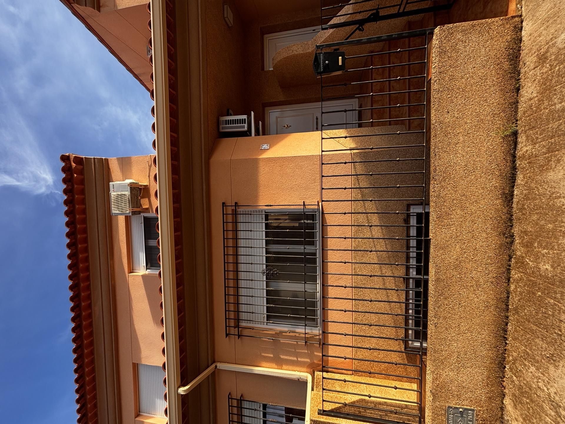 Terrassa de Casa adosada en venda en Motilla del Palancar amb Aire condicionat, Calefacció i Traster