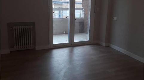 Photo 4 of Flat to rent in Ronda del Carmen, 35, Centro, Cáceres Capital