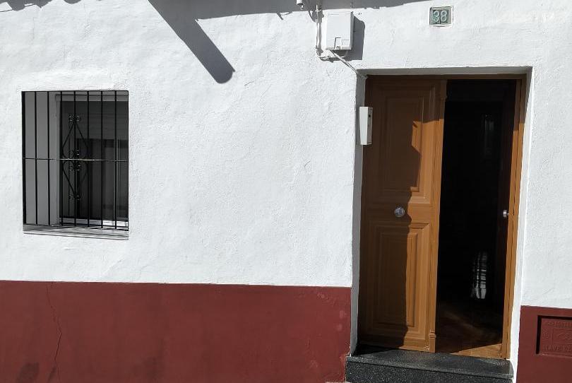 Photo 1 of Planta baja for sale in Calle Santa Catalina, 38, Burguillos del Cerro, Badajoz