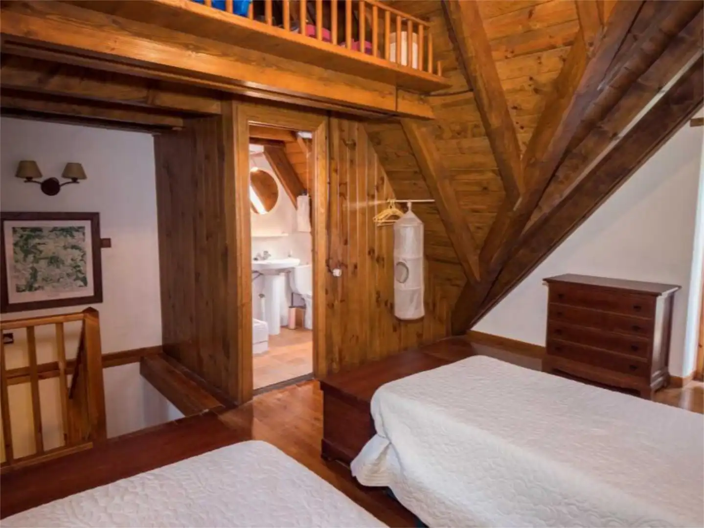 Casa adosada en venta en Carrèr Sant Sebastià, 44, Escunhau Habitación de Casa adosada en venta en Vielha e Mijaran con Calefacción, Parquet y Terraza