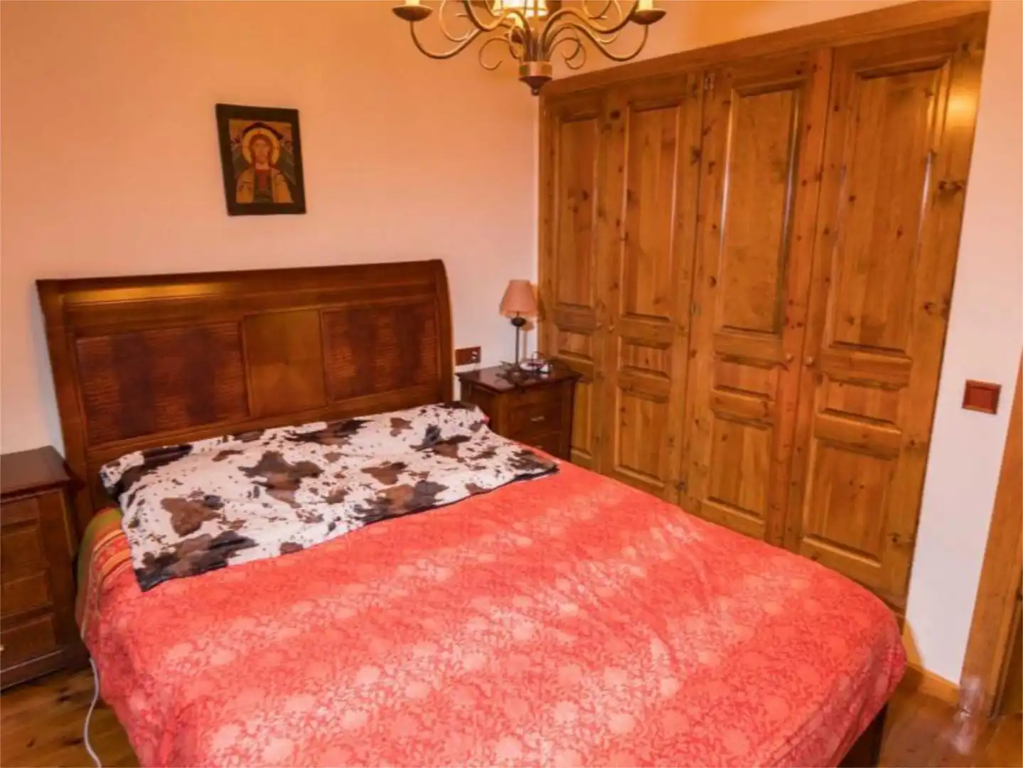 Casa adosada en venta en Carrèr Sant Sebastià, 44, Escunhau Habitación de Casa adosada en venta en Vielha e Mijaran con Calefacción, Parquet y Terraza