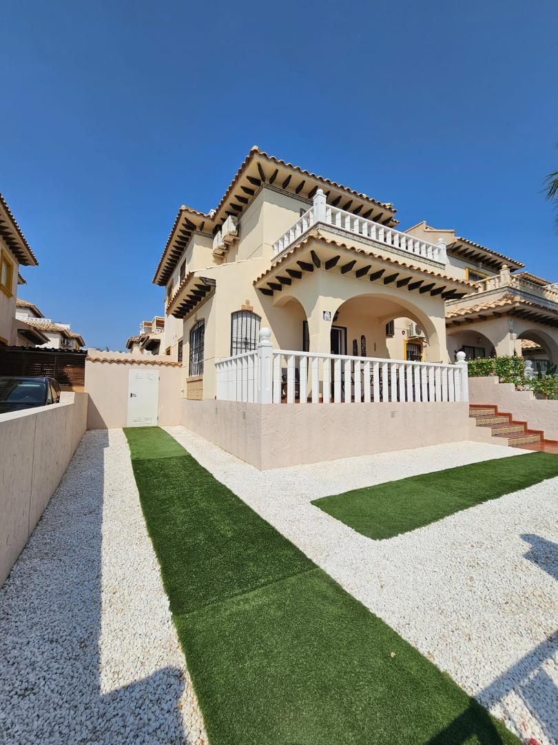 Pis en venda a Calle Cabo Tiñoso, 9, Lomas de Cabo Roig - Los Dolses Jardí de Pis en venda en Orihuela amb Aire condicionat, Jardí privat i Terrassa