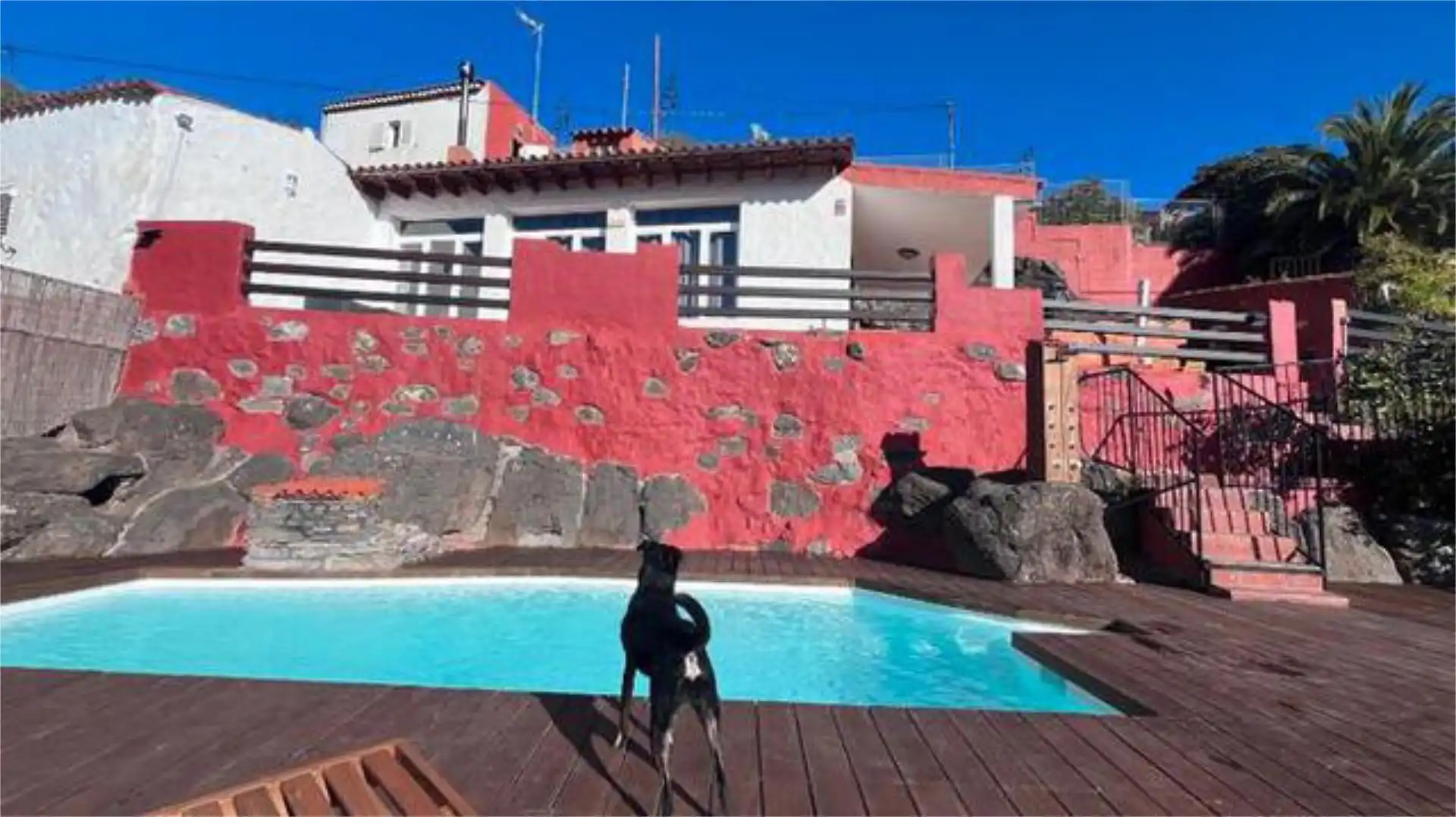 Vista exterior de Casa o xalet en venda en Teror amb Piscina