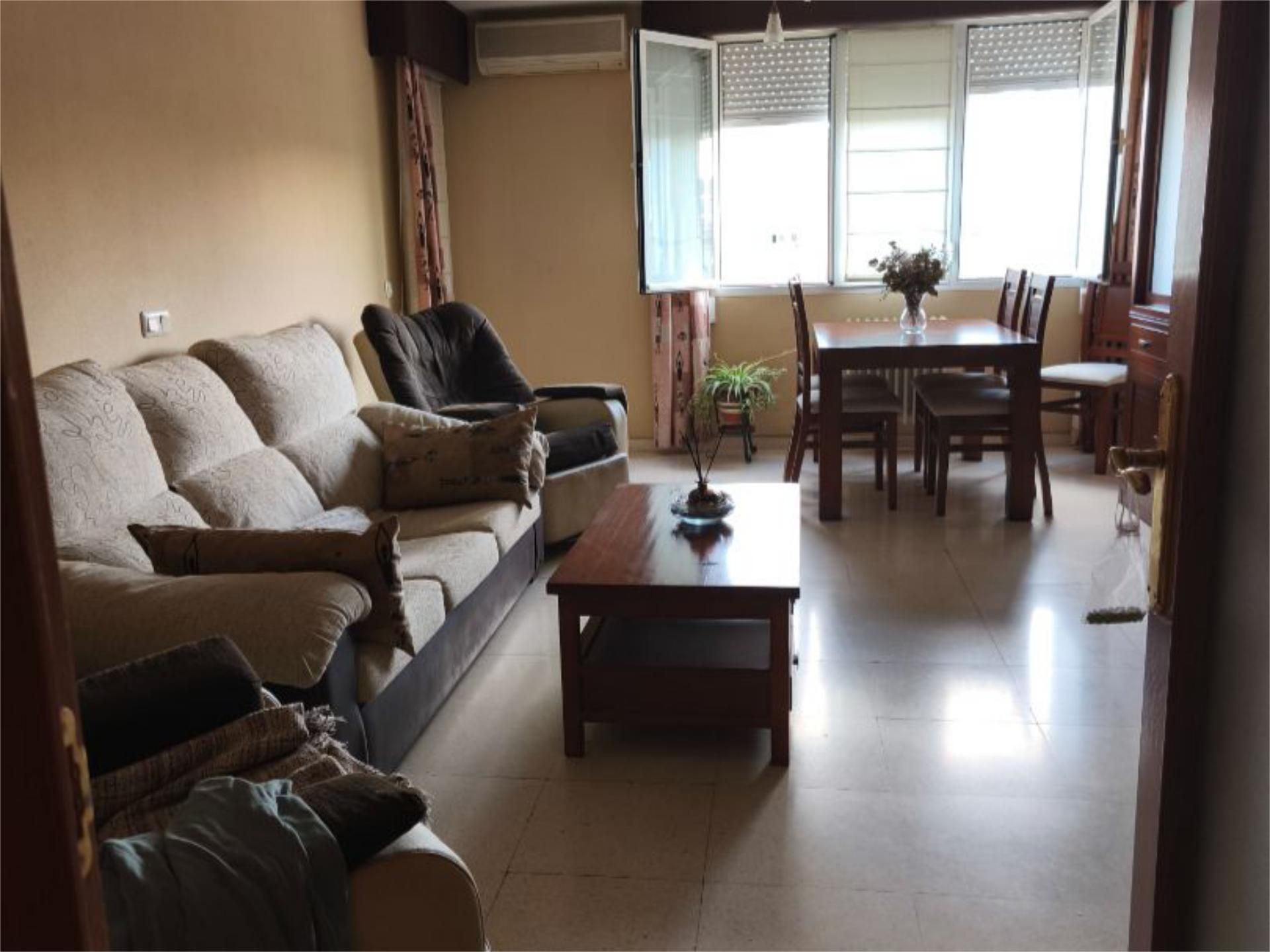Flat to rent in Calle Río Estenilla, 5, Santa María de Benquerencia