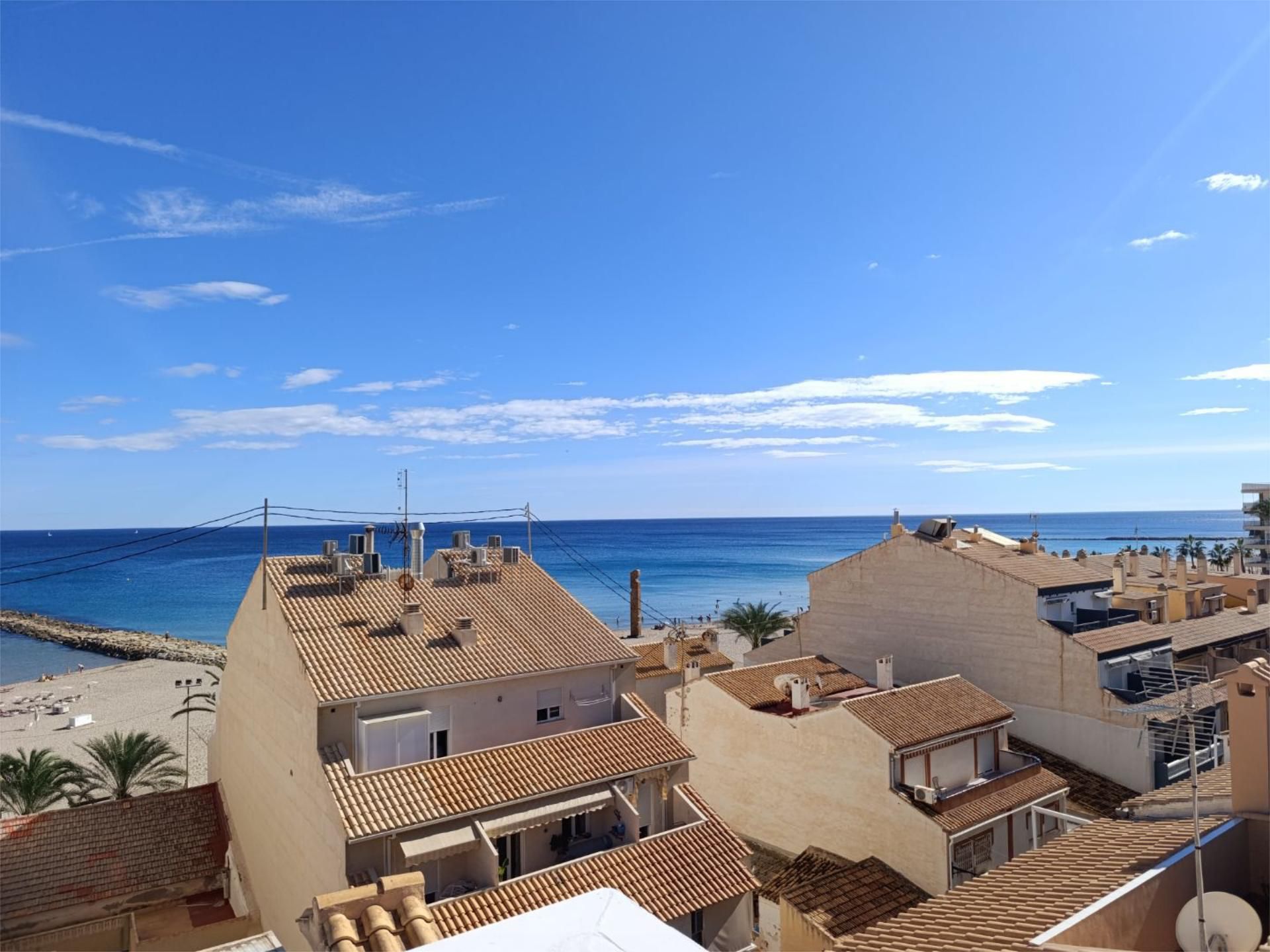 Exterior view of Attic to rent in El Campello  with Air Conditioner, Parquet flooring and Terrace