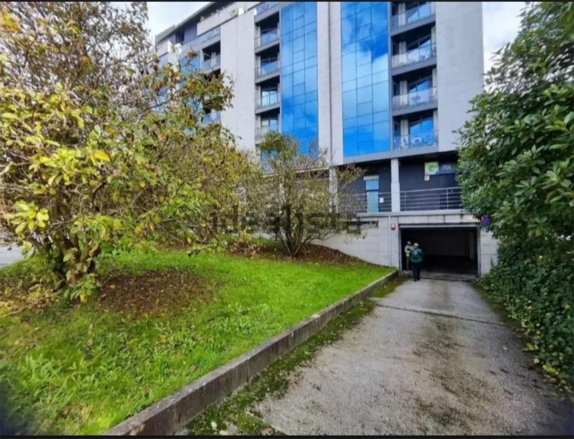 Aparcament de Garatge de lloguer en Santiago de Compostela 