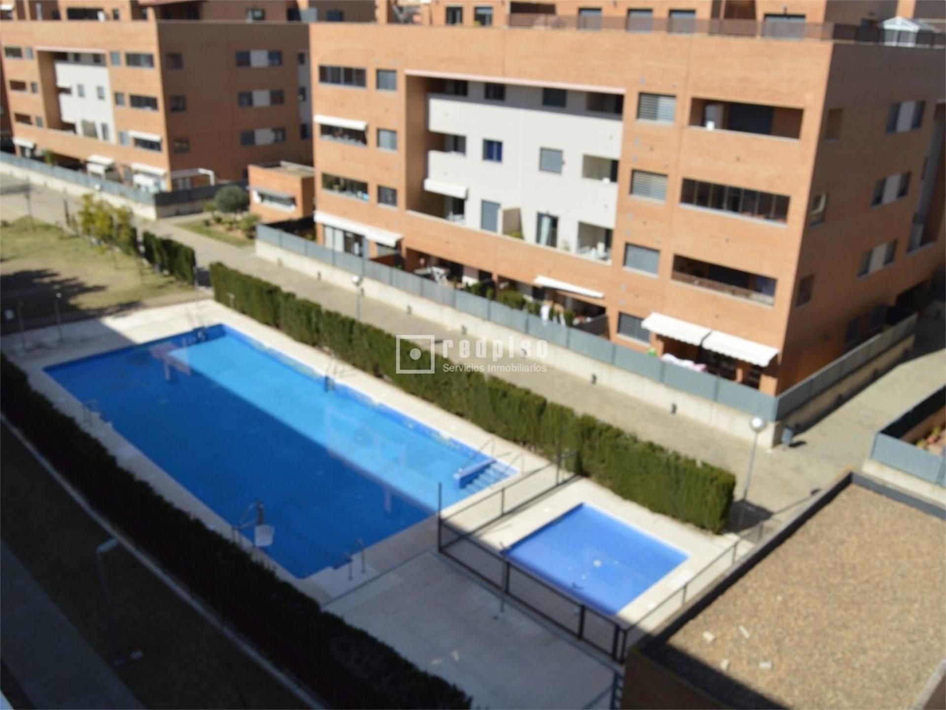Flat to rent in Calle Sócrates, 1, Nuevo Bulevar Swimming pool of Flat to rent in Mairena del Aljarafe with Air Conditioner, Heating and Private garden