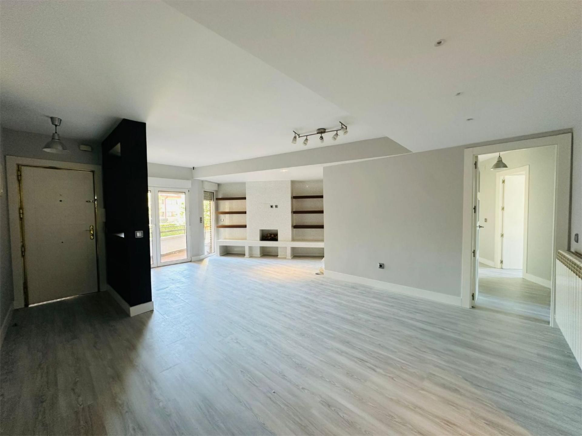 Pis de lloguer en Torrelodones amb Terrassa, Piscina i Balcó