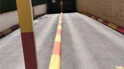 Garage to rent in Montserrat - Parque Empresarial, Madrid - image 3 Photo 3 of Garage to rent in Montserrat - Parque Empresarial, Madrid