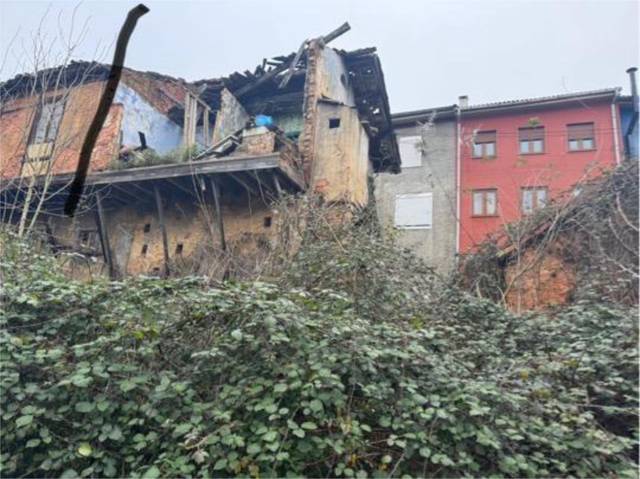 Casa-chalet en Venta en Lada